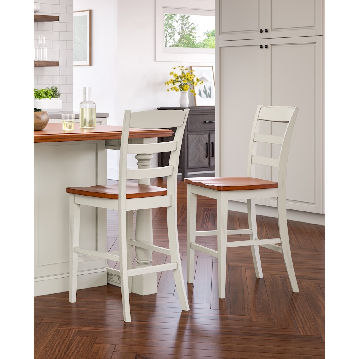 homestyles Monarch Bar Stool