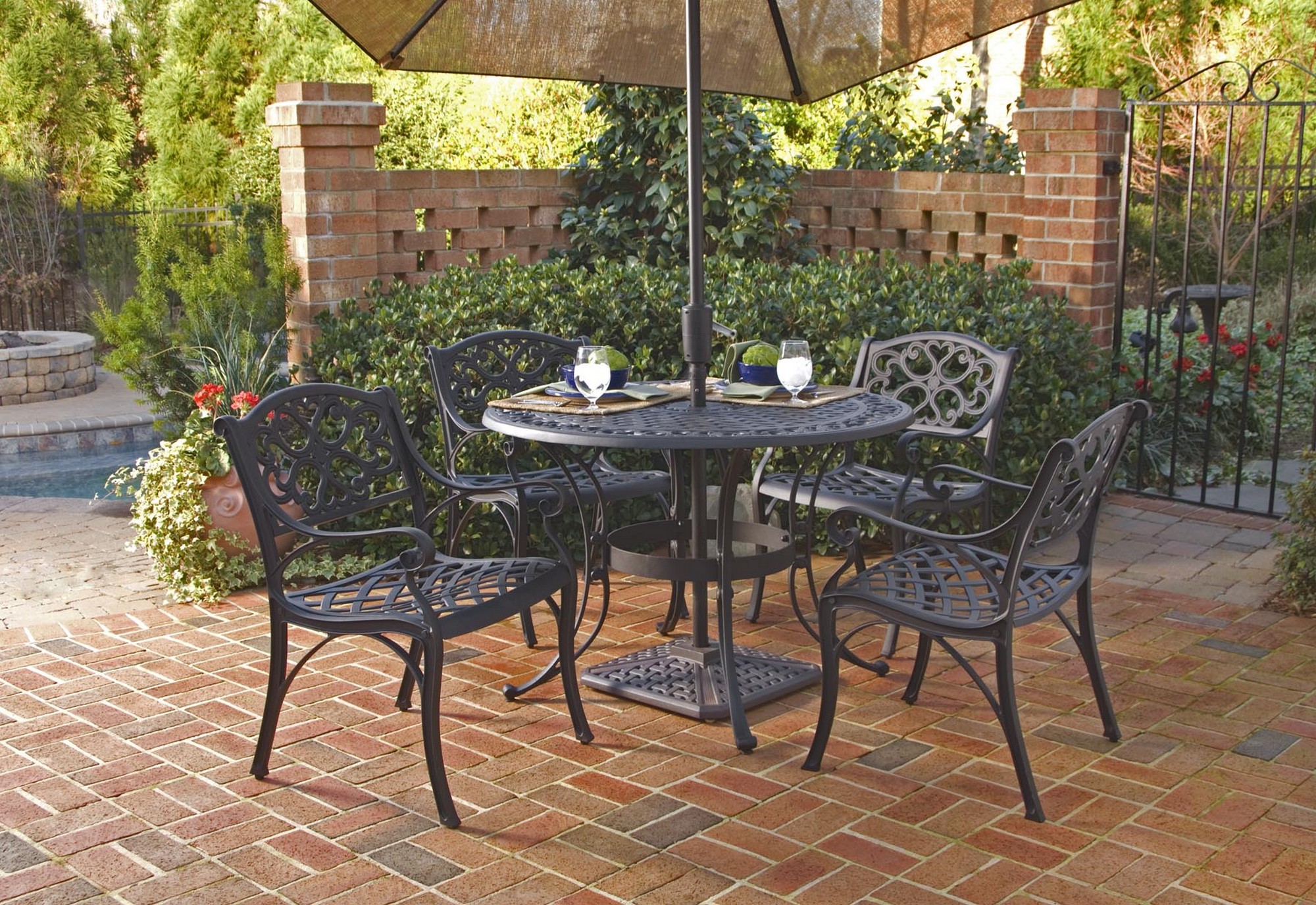 Outdoor Dining Set