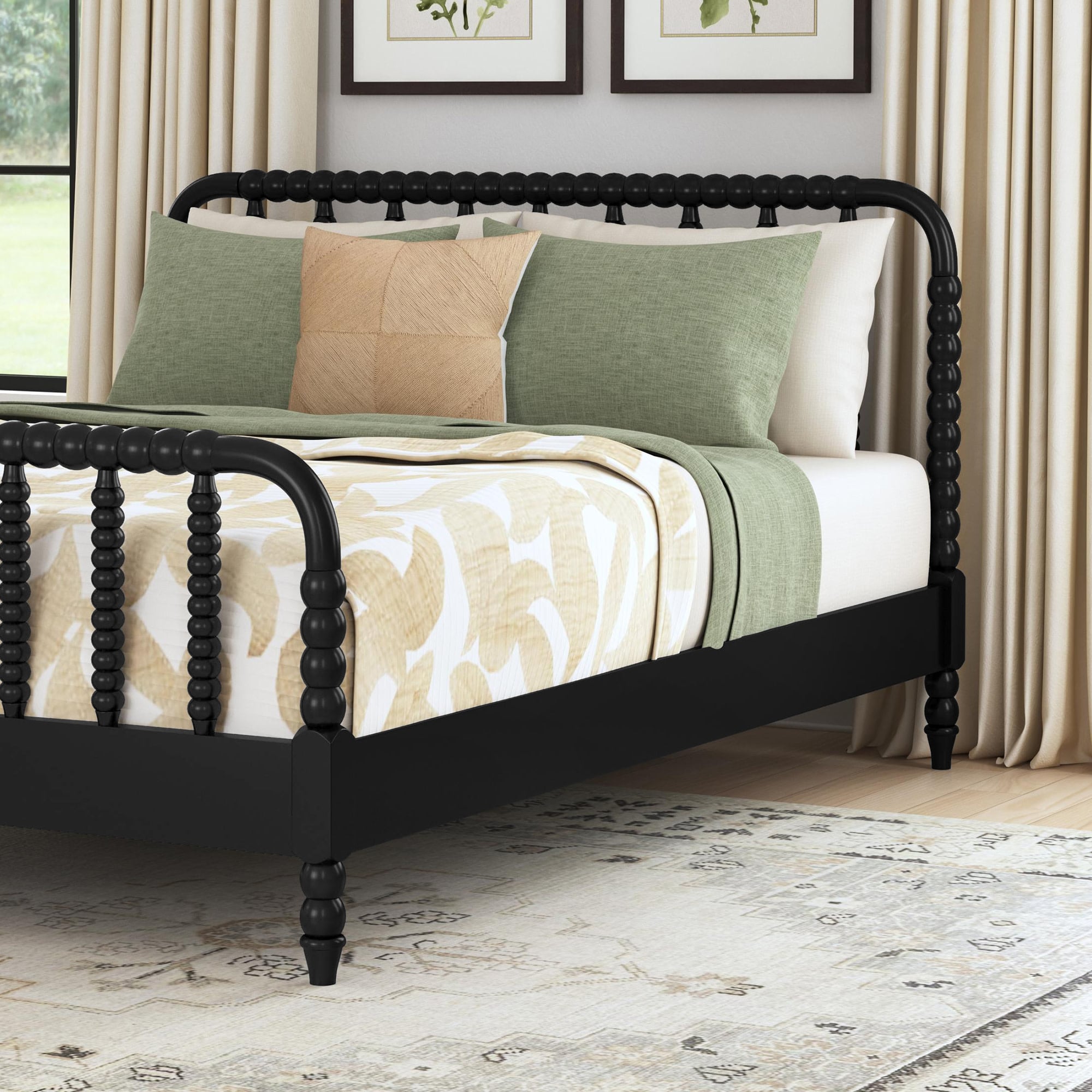 homestyles Spindle Queen Spindle Bed