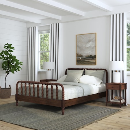 Queen Spindle Bed and Two Nightstands