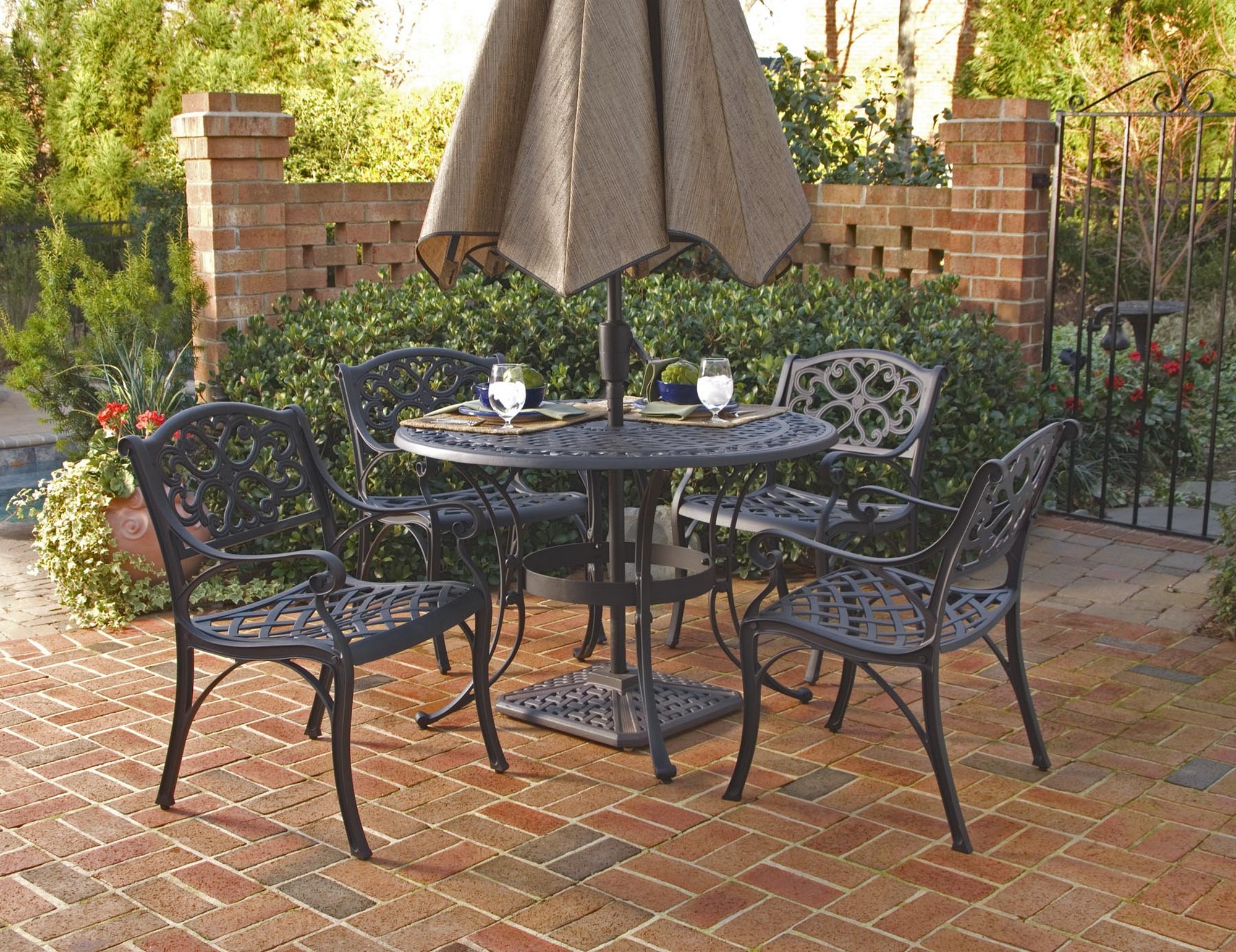 Outdoor Dining Set
