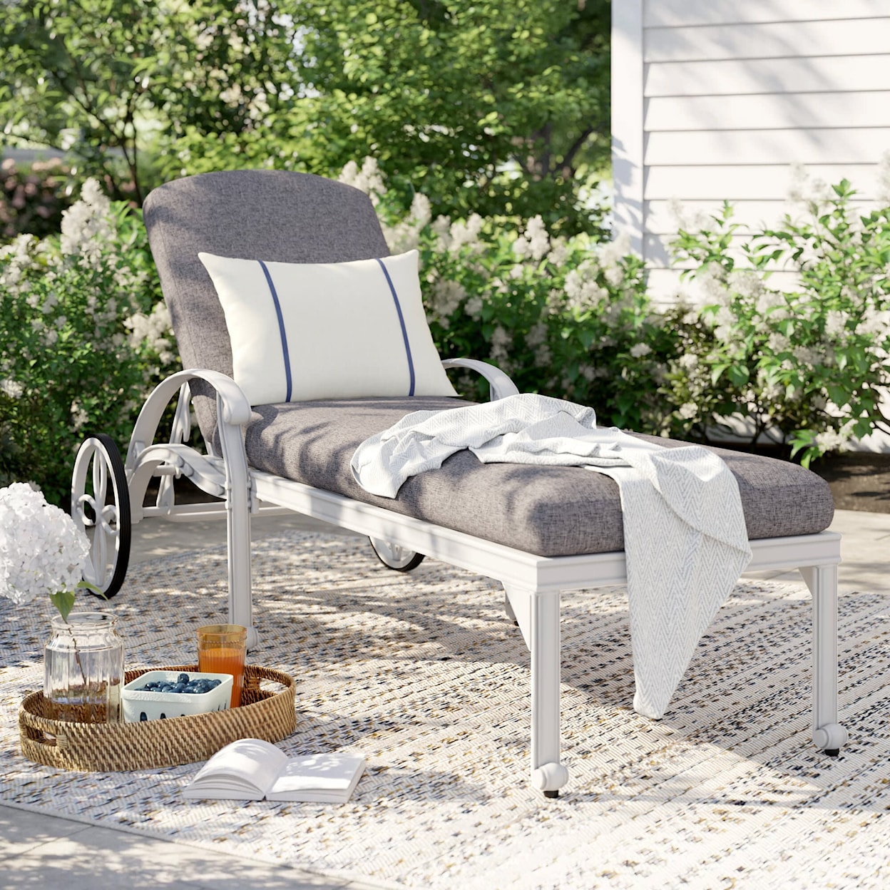 homestyles Capri Outdoor Chaise Lounge