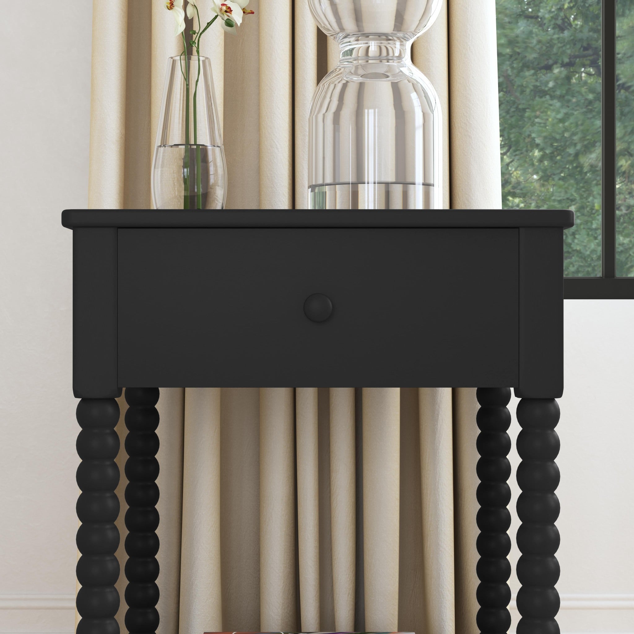 homestyles Spindle Queen Spindle Bed and Two Nightstands