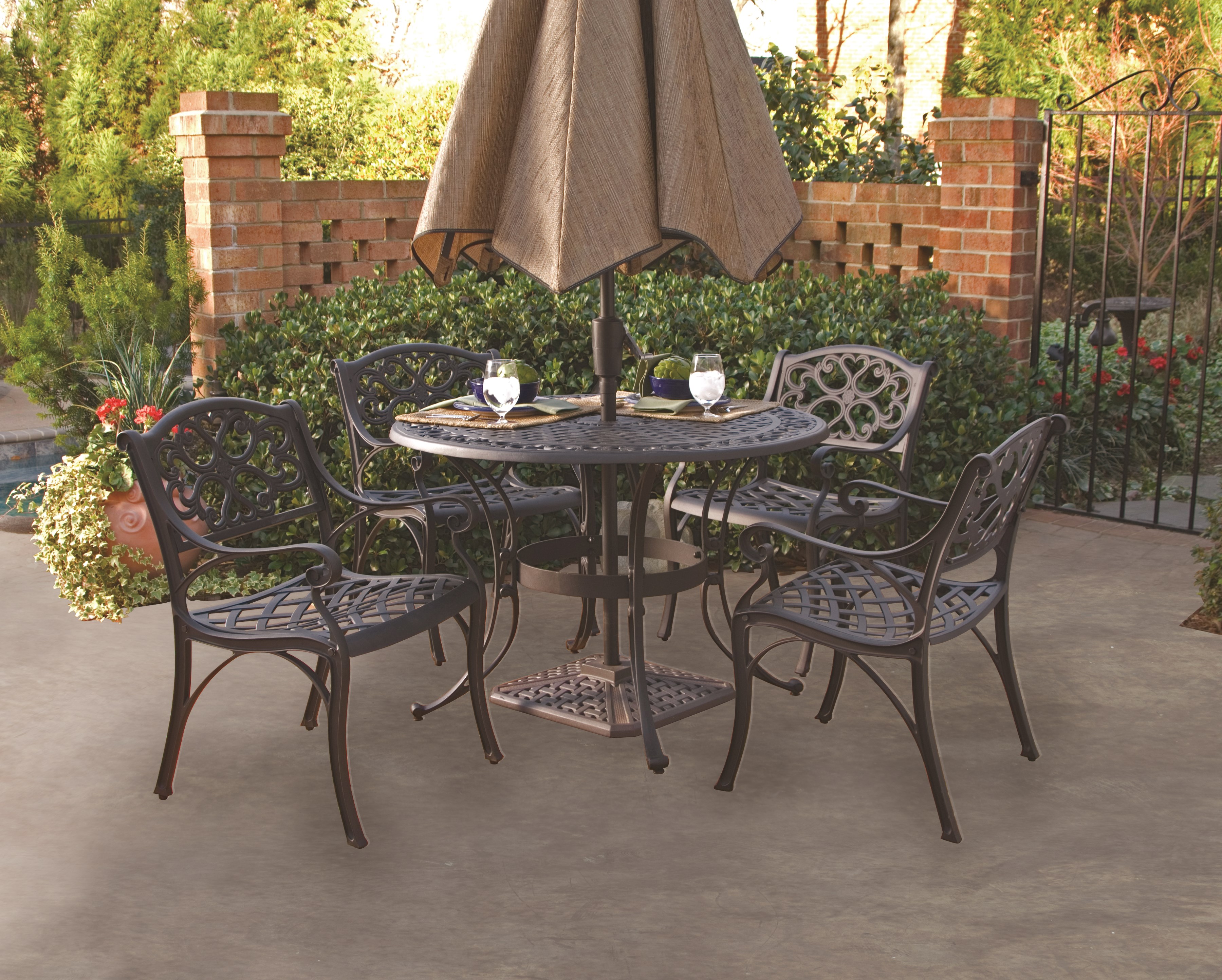 Outdoor Dining Table