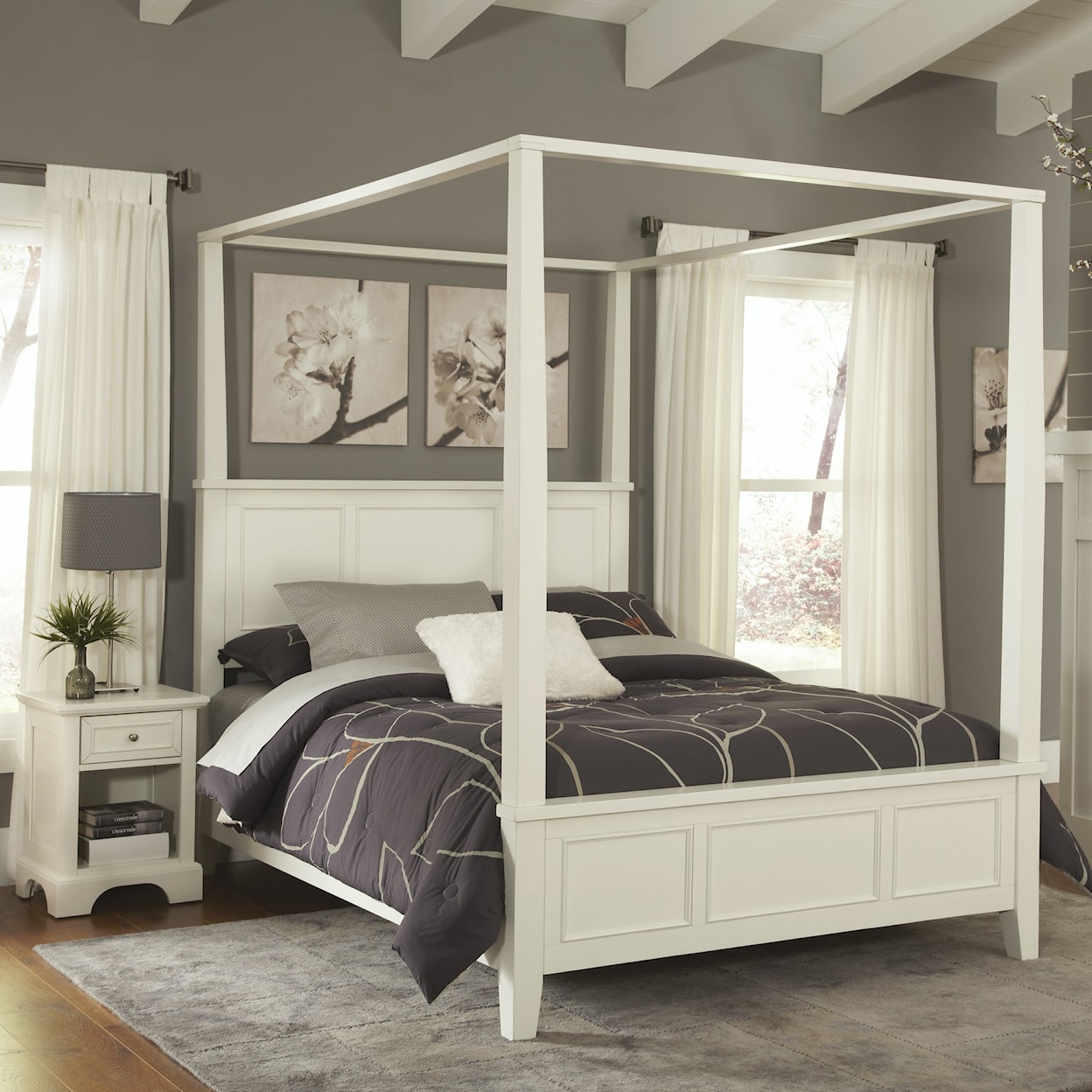 homestyles Century Queen Bed and Nightstand