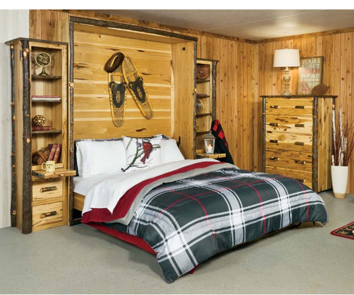 Lake & Lodge Table - Round