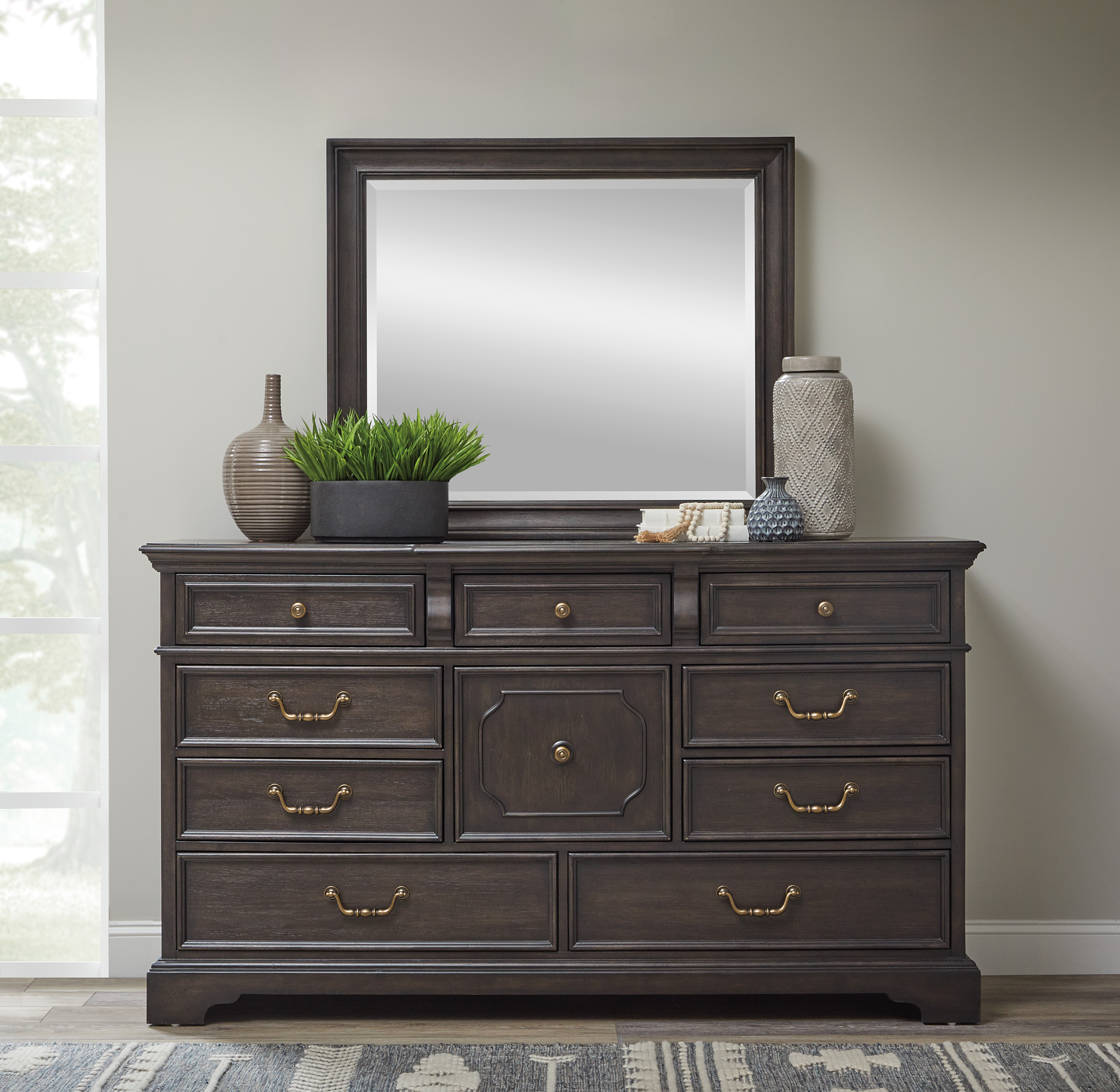 10-Drawer Dresser with Mirror
