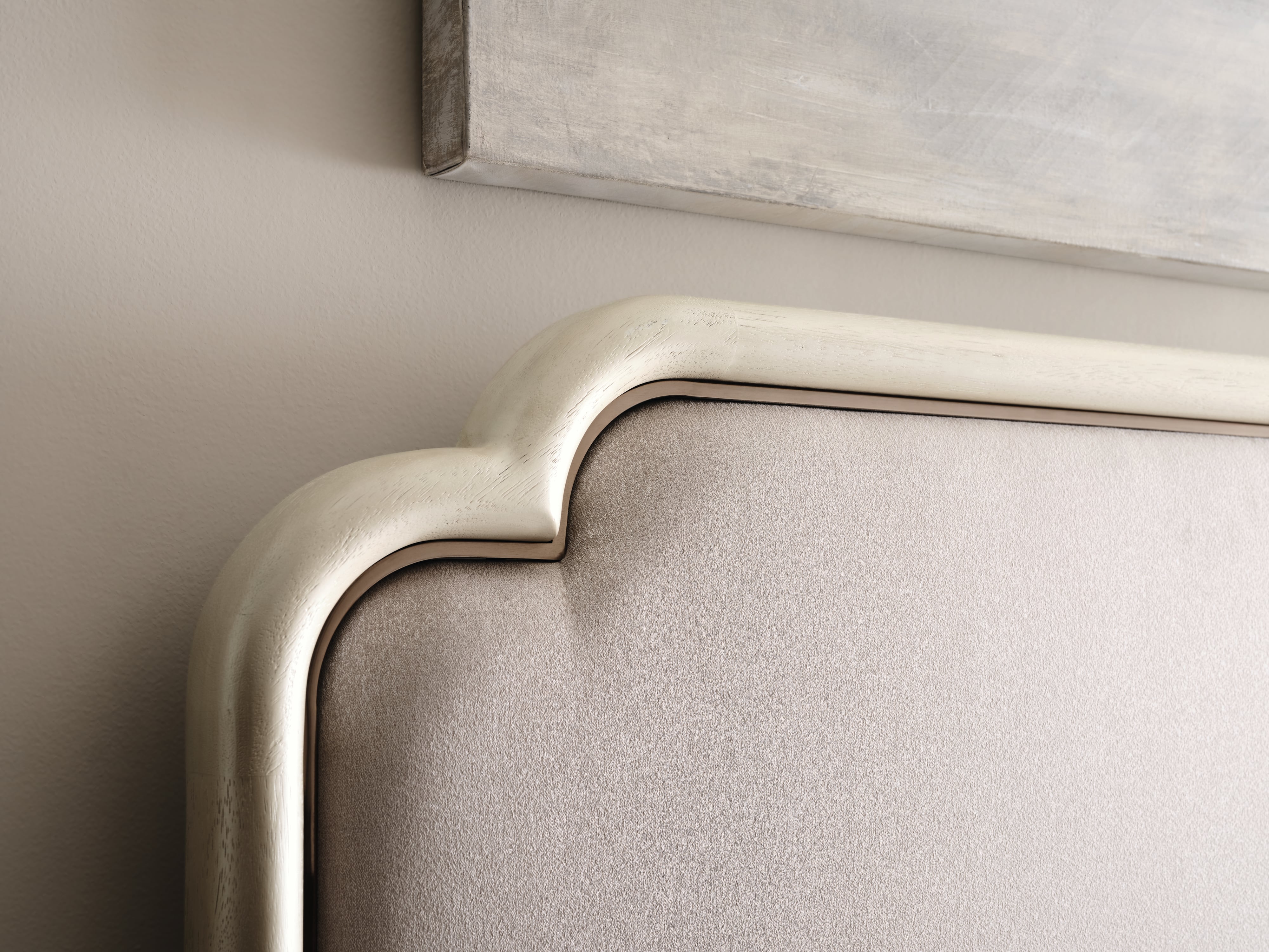 Pulaski Furniture Grace Queen Upholstered Bed