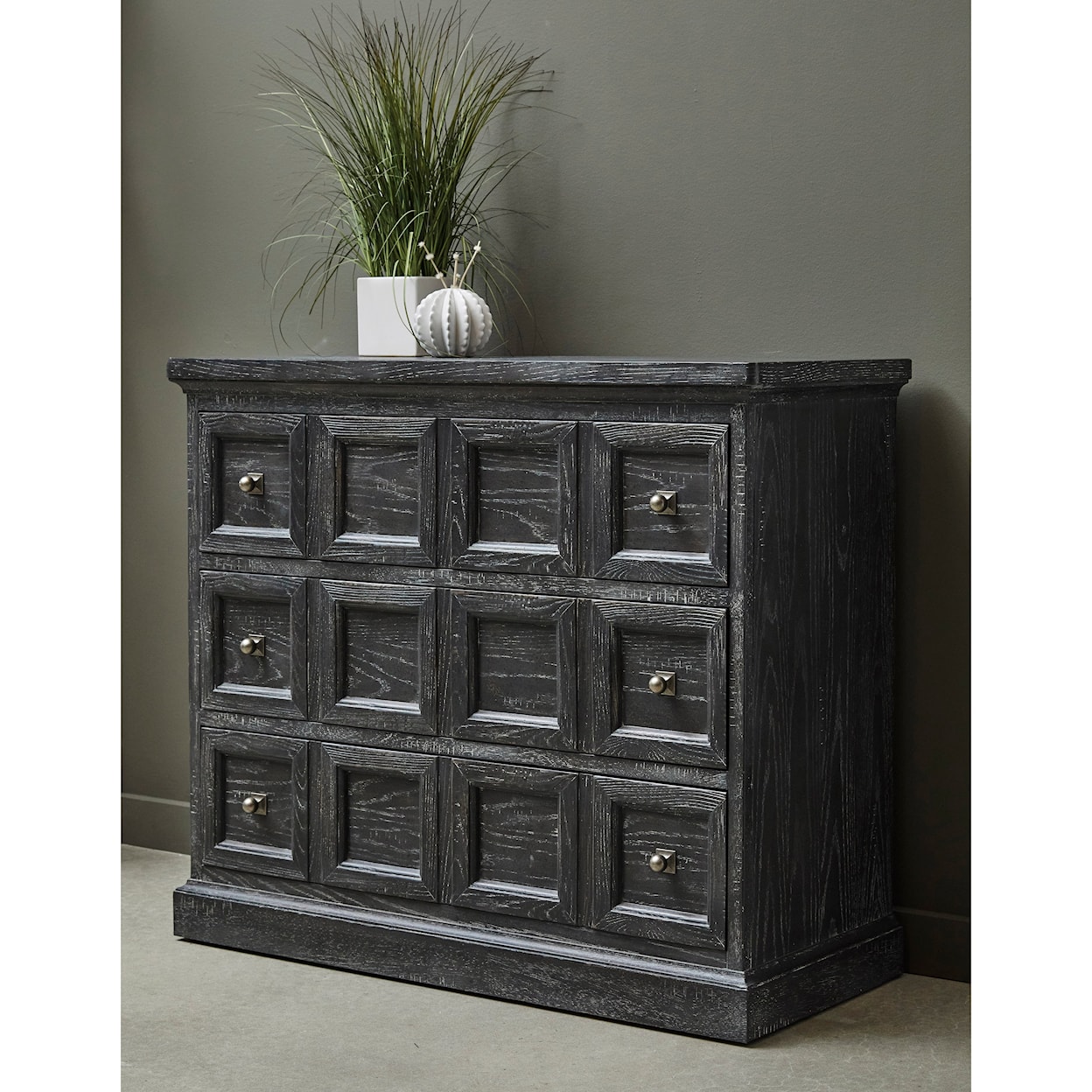 Pulaski Furniture Accents July 2021 Accent Chest