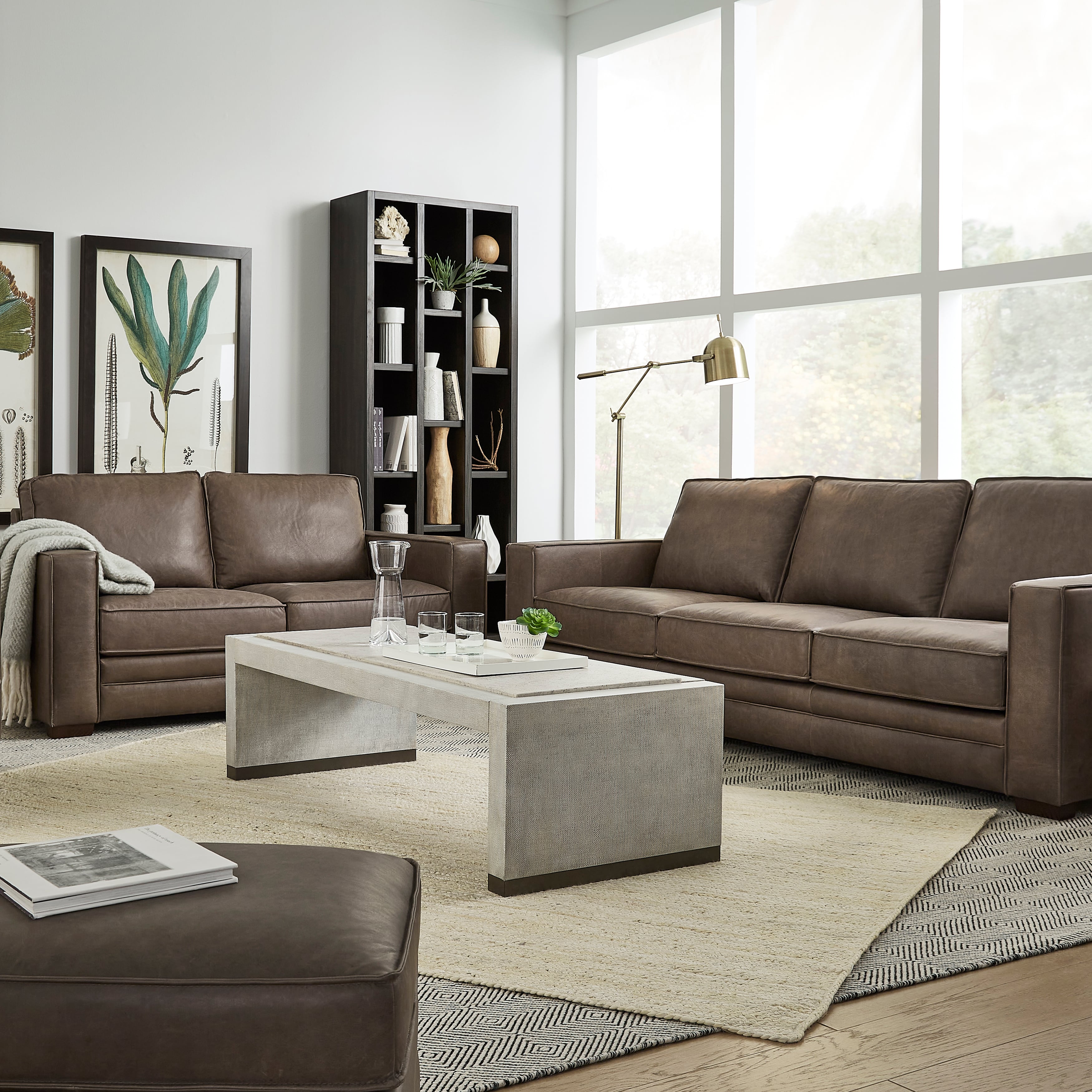 Pulaski Furniture Accents Cocktail Table