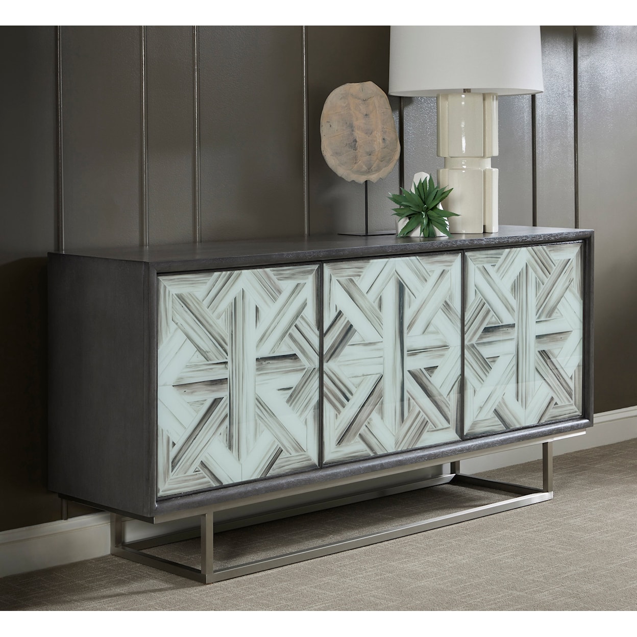 Pulaski Furniture Pulaski Accents Credenza