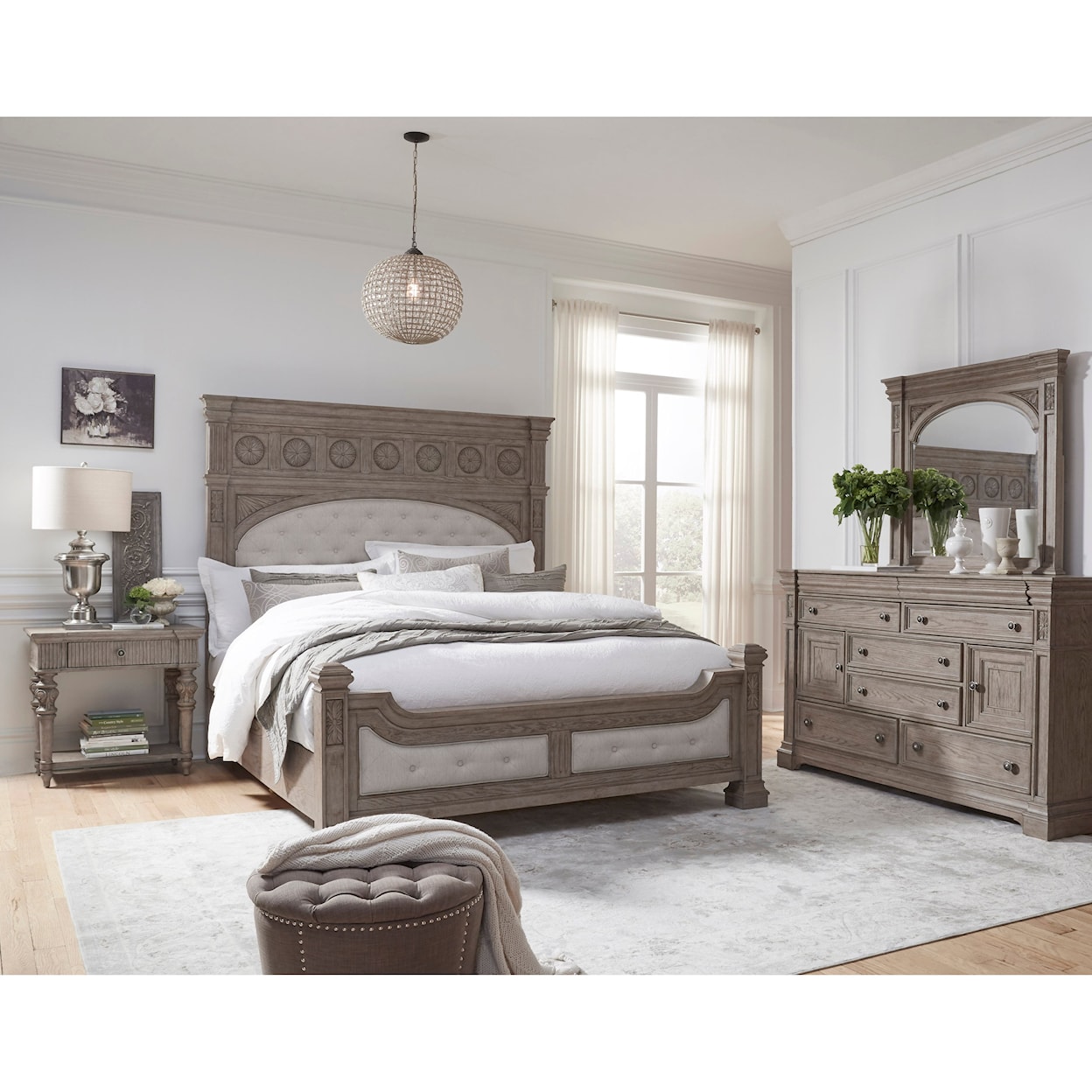 Pulaski Furniture Kingsbury King Panel Bed