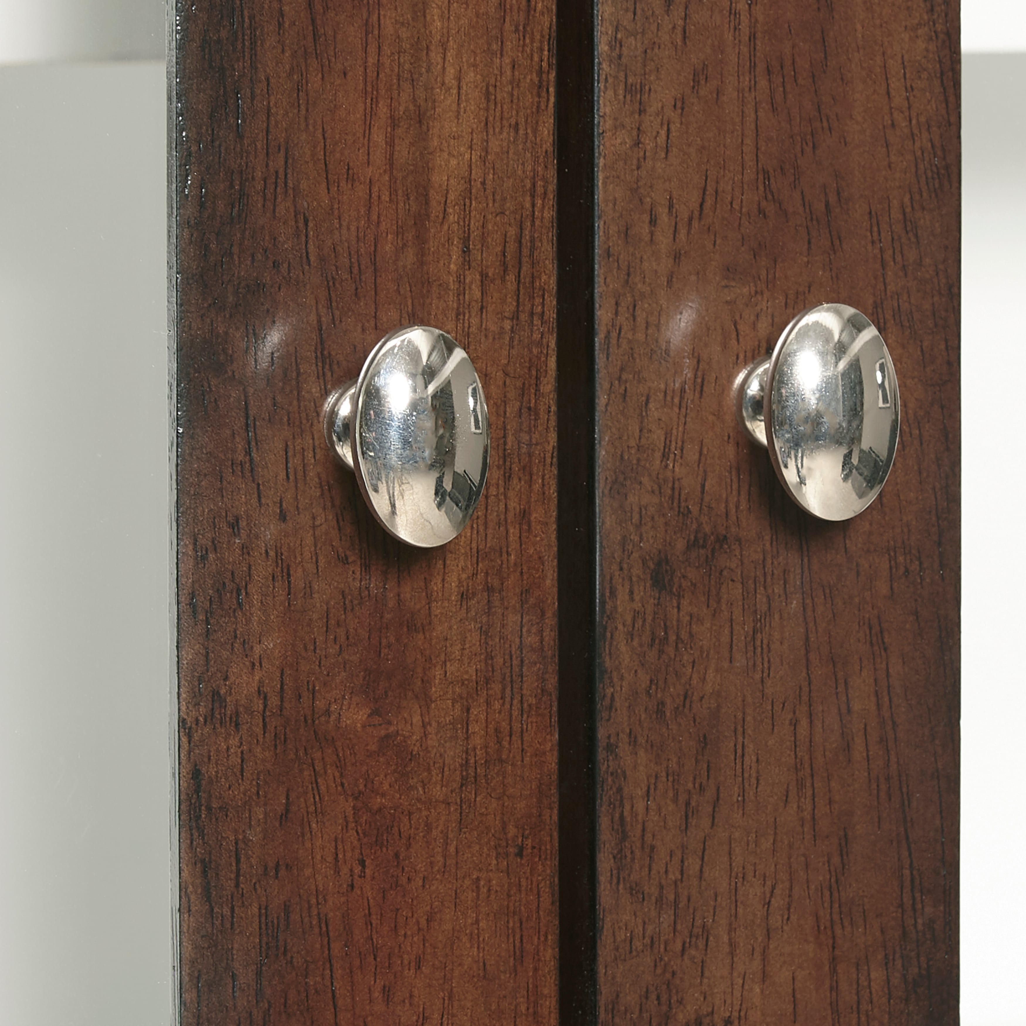 Pulaski Furniture Pulaski Accents Bar Cabinet