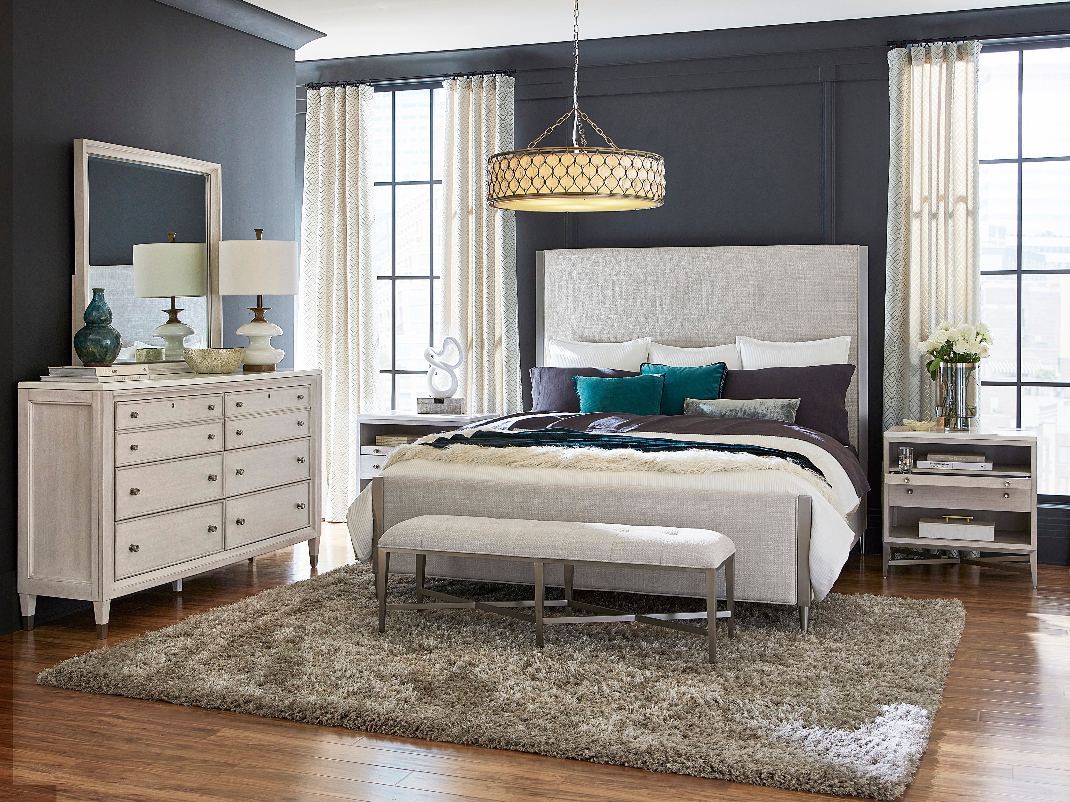 Pulaski Furniture Ashby Place Queen Upholstered Bed