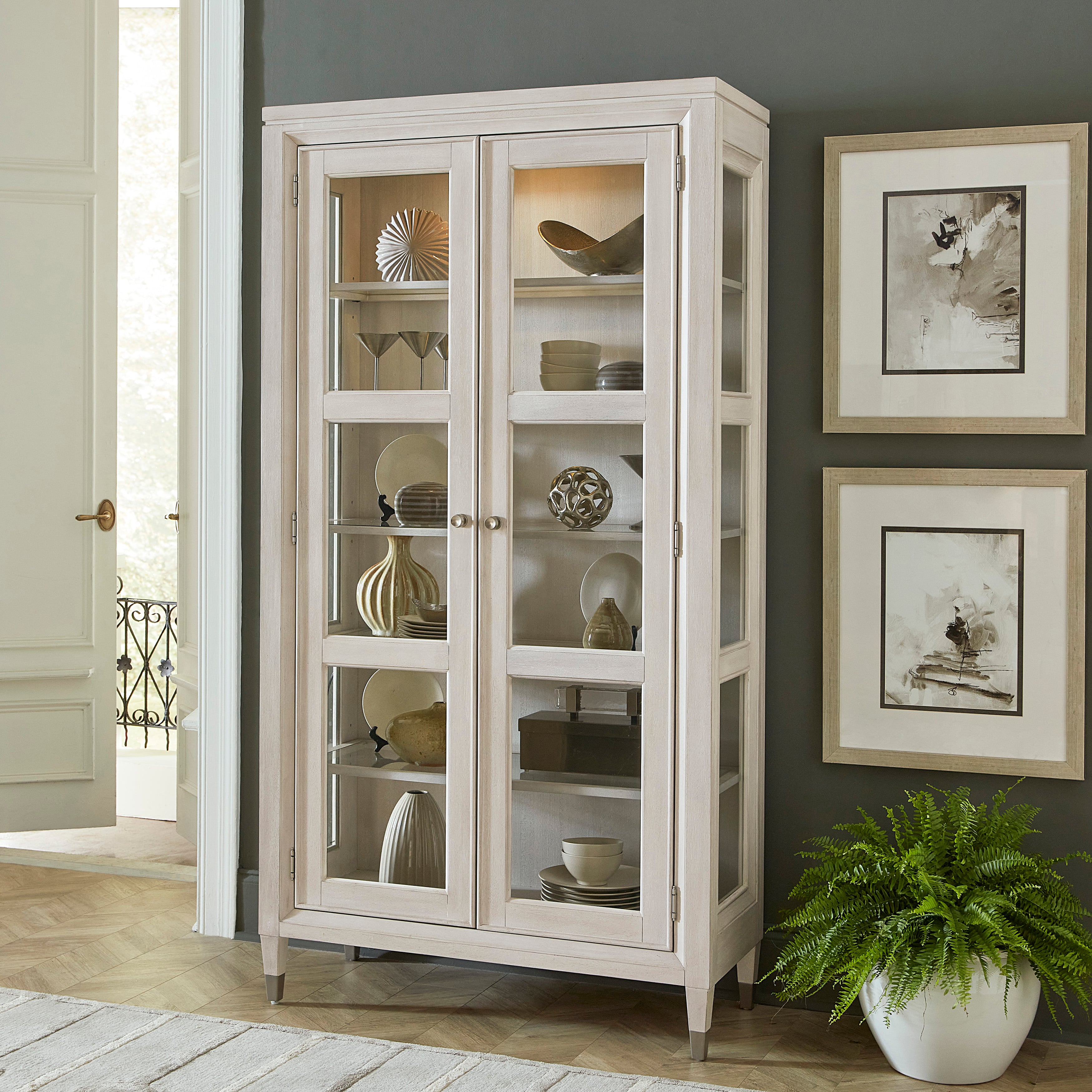 Pulaski Furniture Ashby Place Display Cabinet