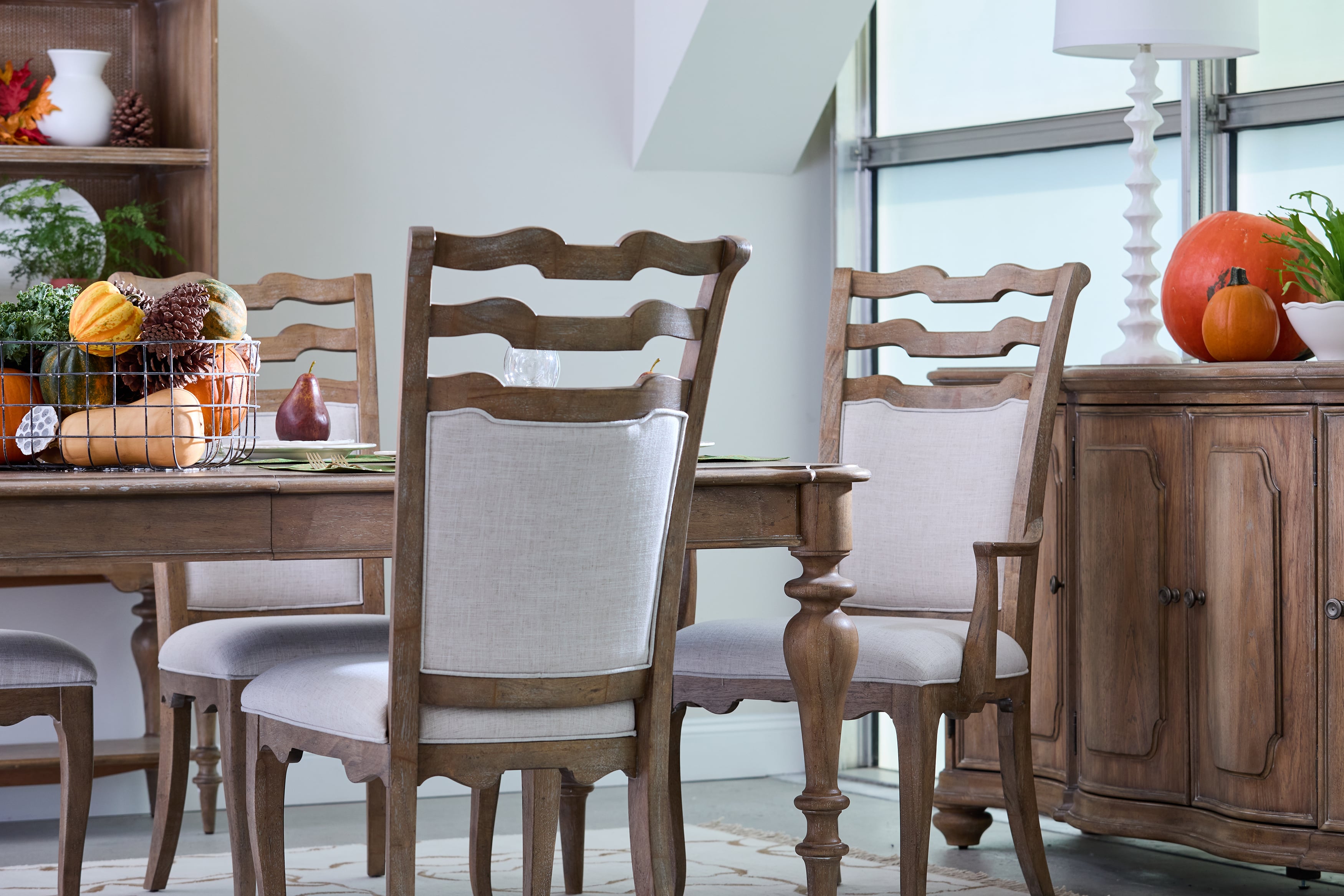 Pulaski Furniture Weston Hills Weston Hills Buffet