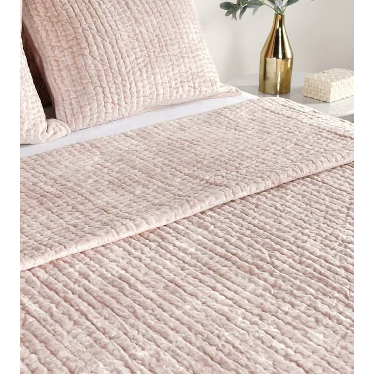 Classic Home Bedding Bari Velvet Bliss Pink 4pc King Quilt Set