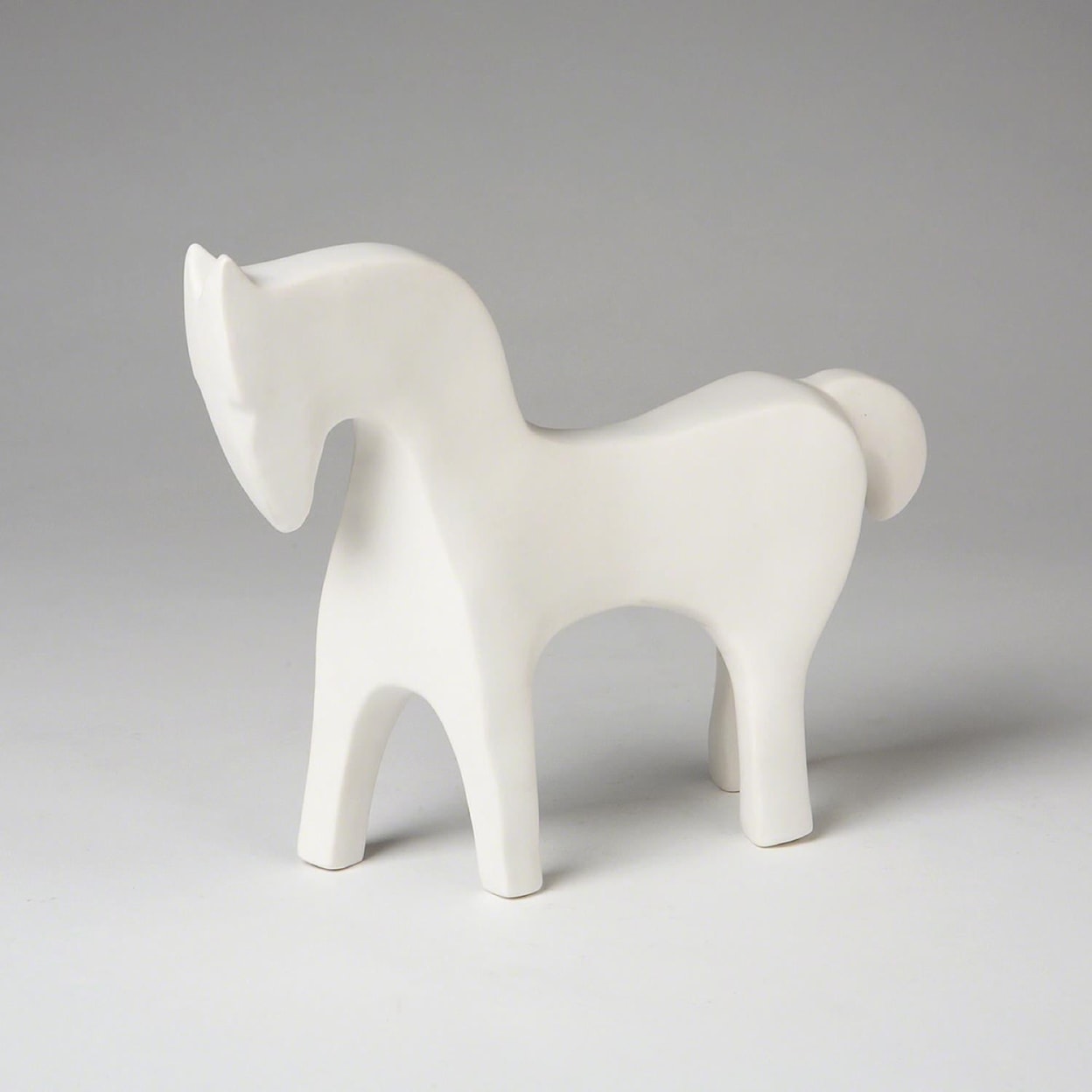 Global Views Sculptures by Global Views HORSE-MATTE WHITE