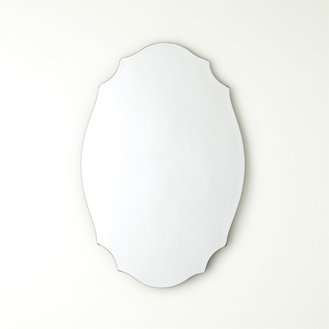 Global Views Accents Scalloped Beveled Oval Mirror