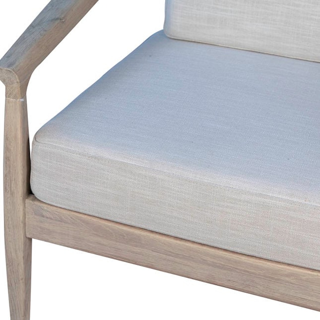 Dovetail Furniture Chair Patricia Occasional Chair