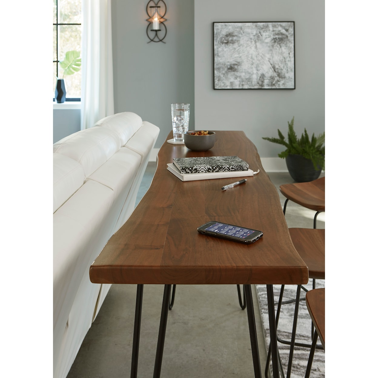 Signature Design by Ashley Wilinruck Counter Height Dining Table