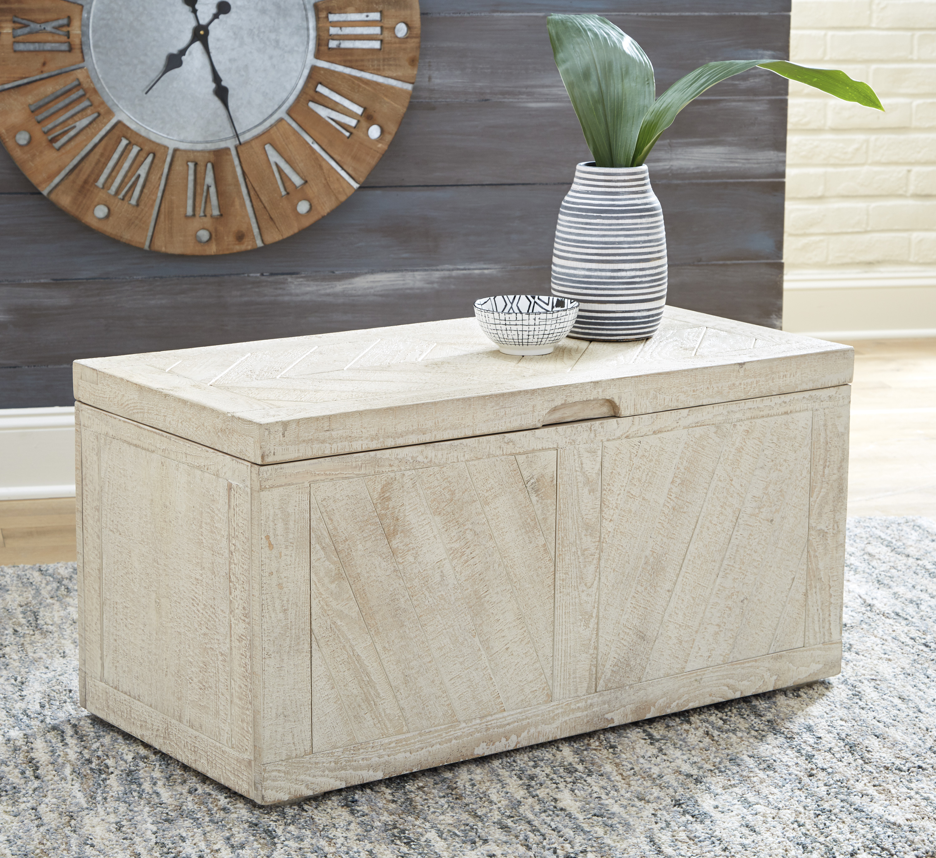 Ashley Furniture Signature Design Ryker A4000306 Storage Trunk with V