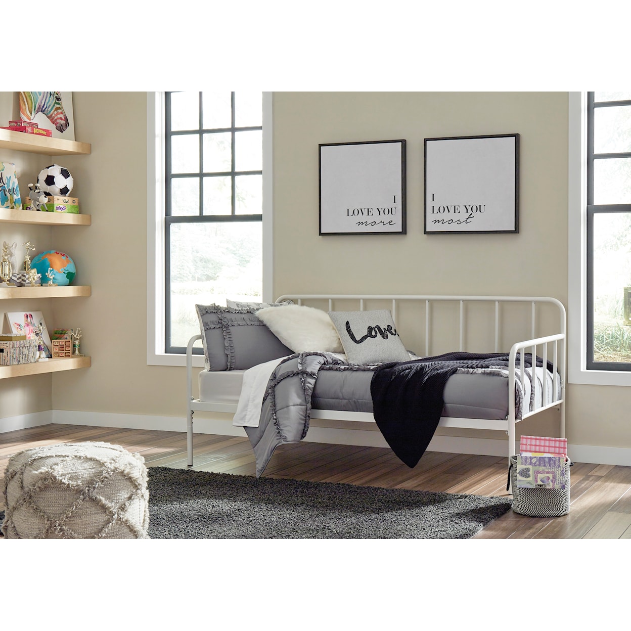 Signature Design Trentlore Twin Metal Day Bed with Platform