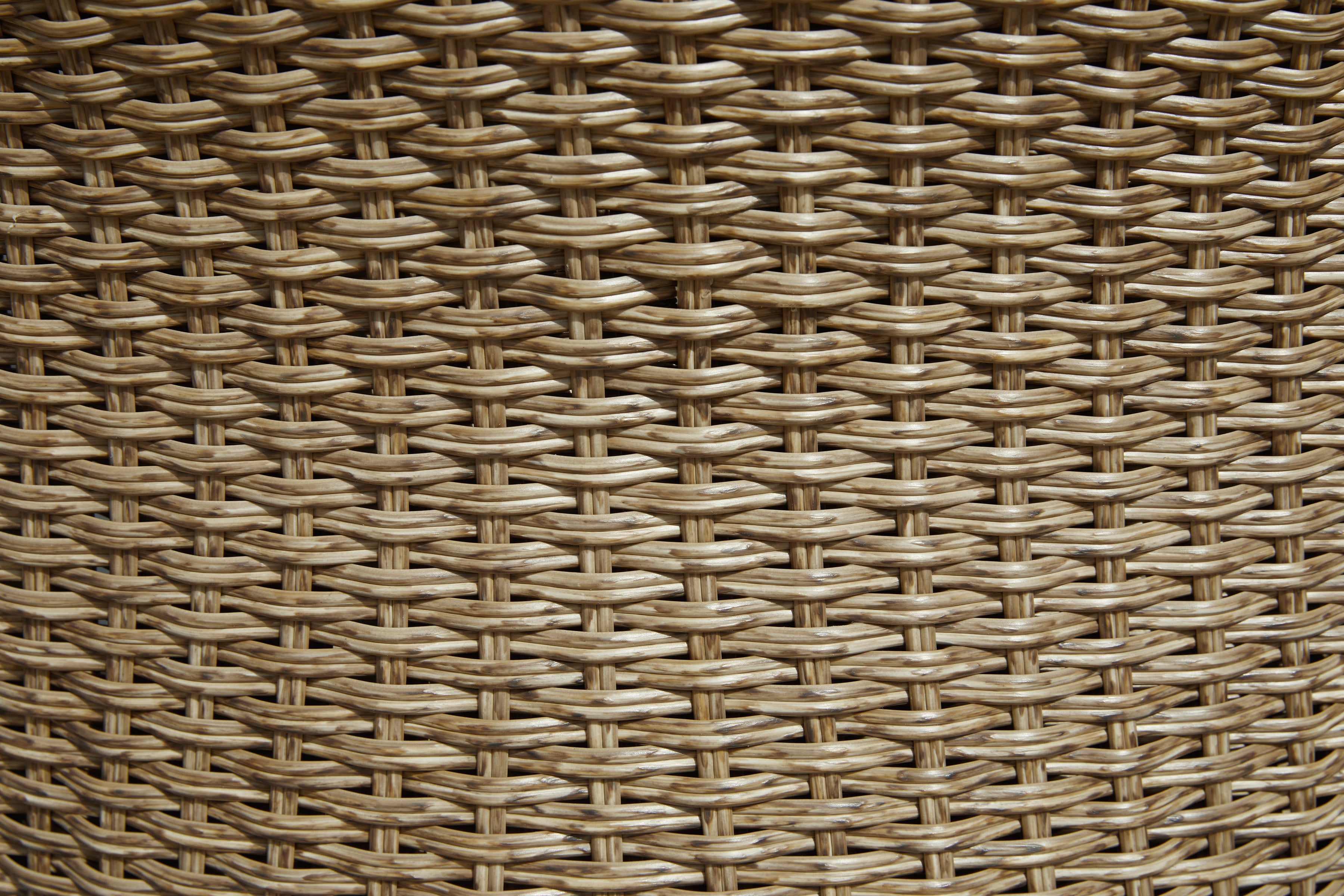 Signature Design by Ashley Amaris 3-Piece Outdoor Dining Set