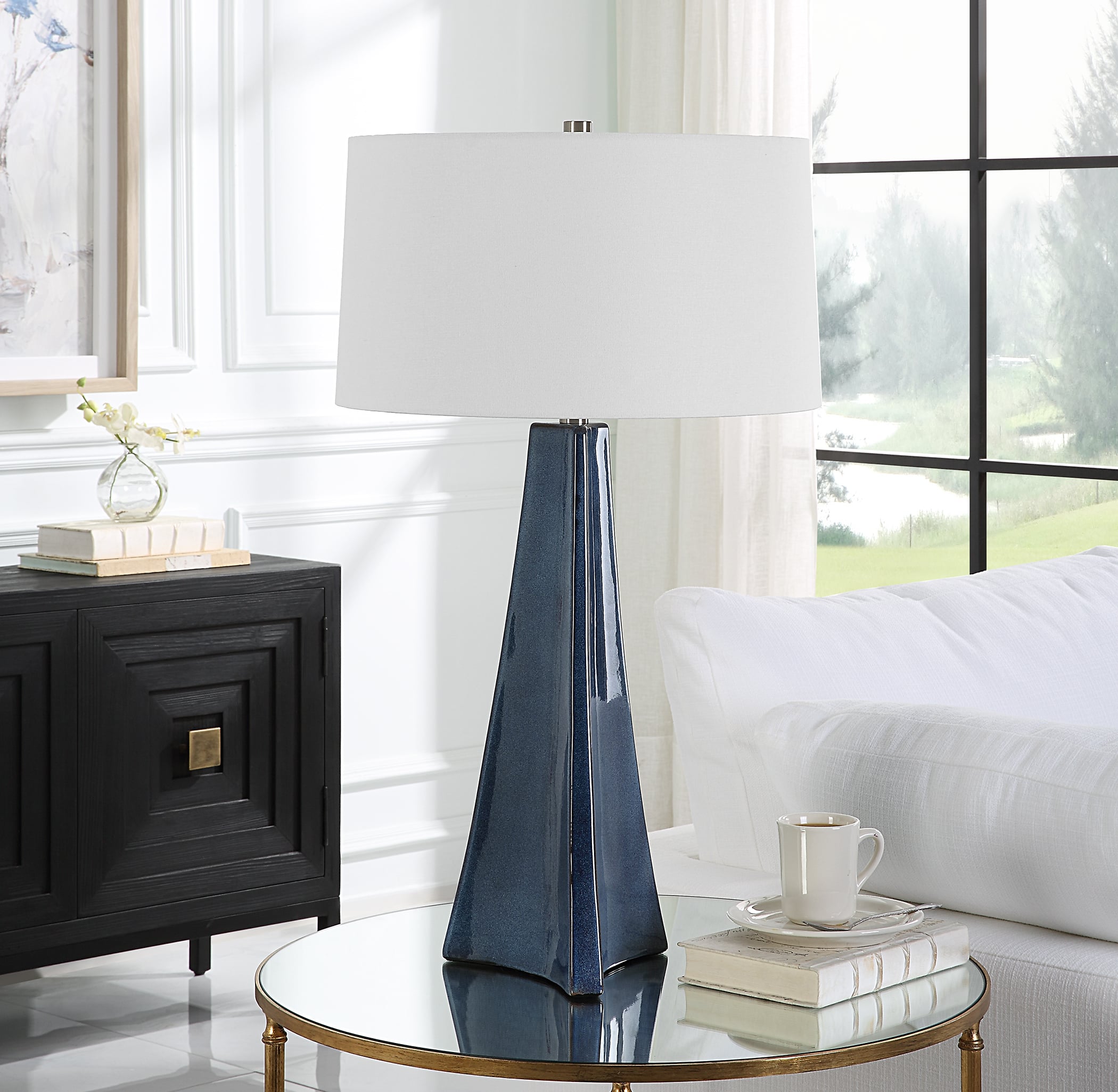 Teramo Scalloped Ceramic Table Lamp