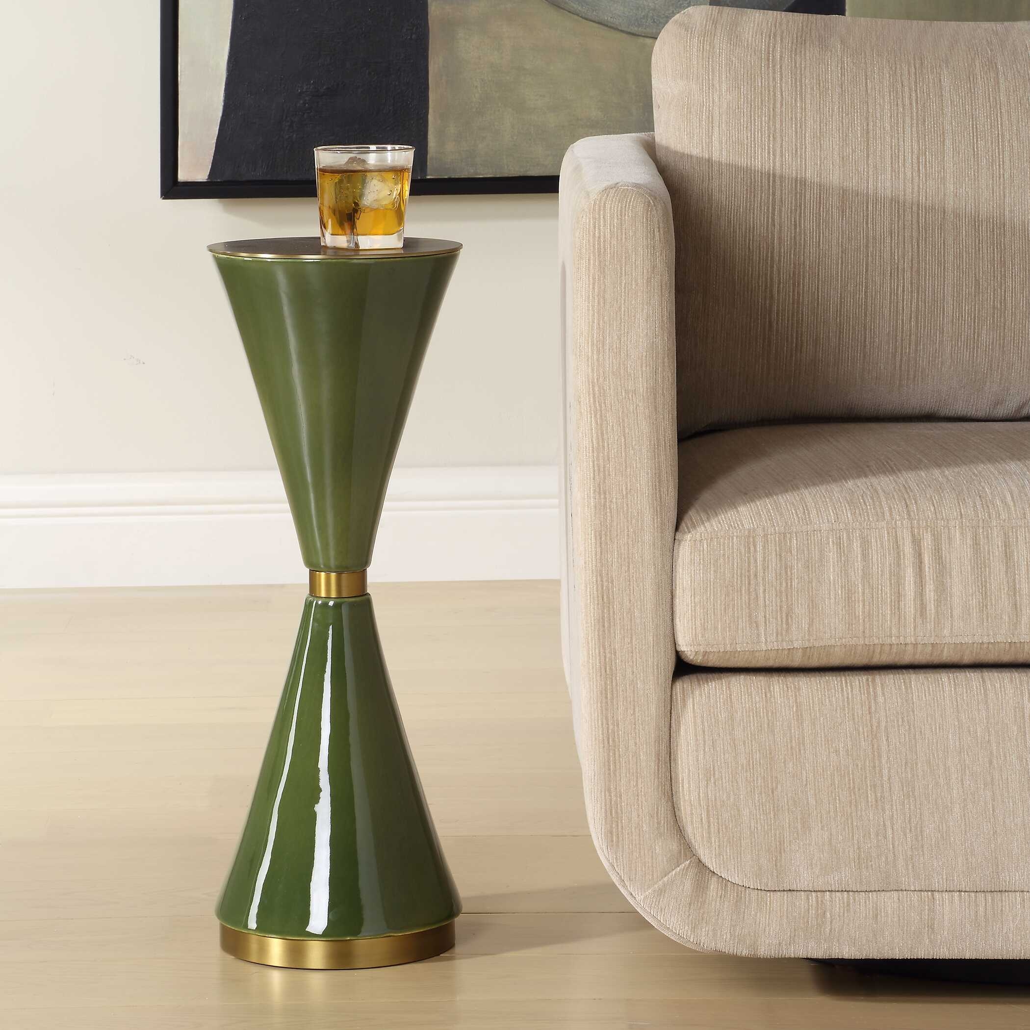 Ronde Jade Green Drink Table