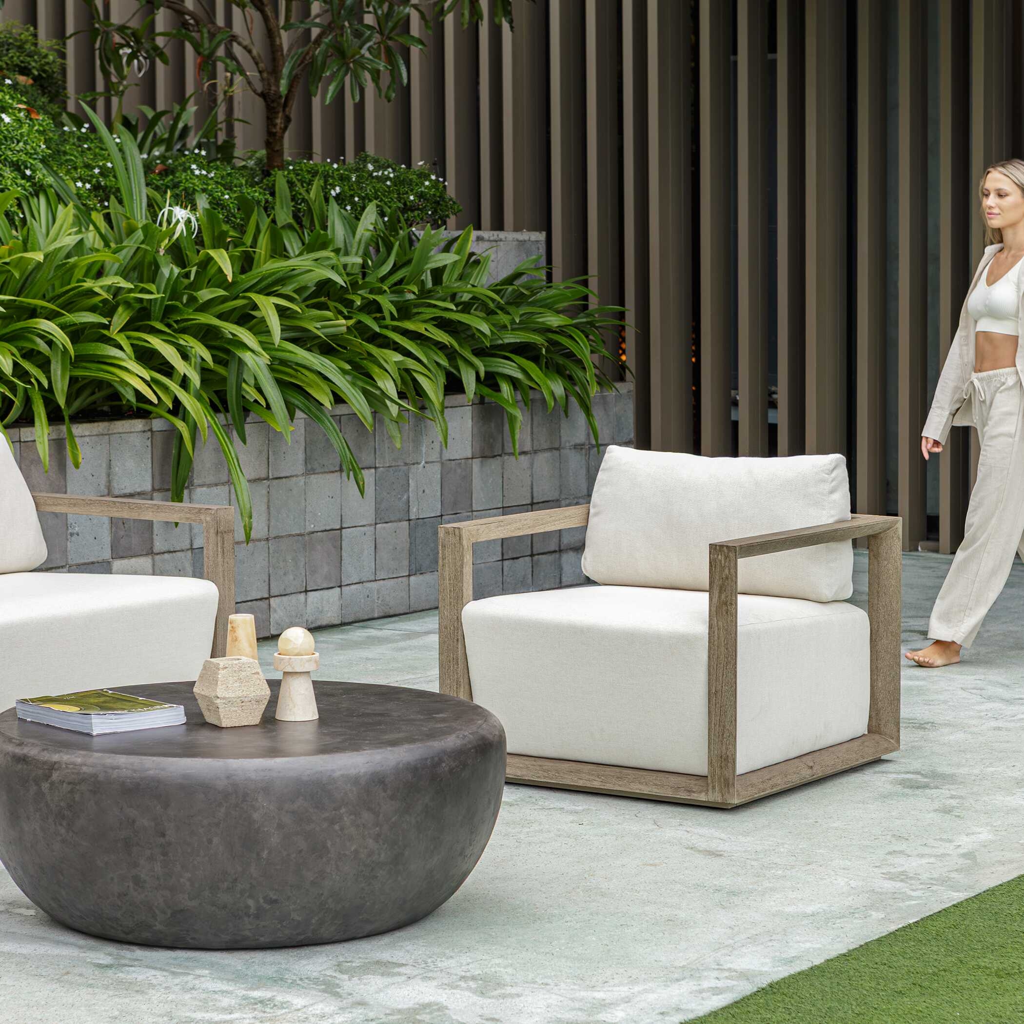 Remsen Outdoor Gray Lounge Chair