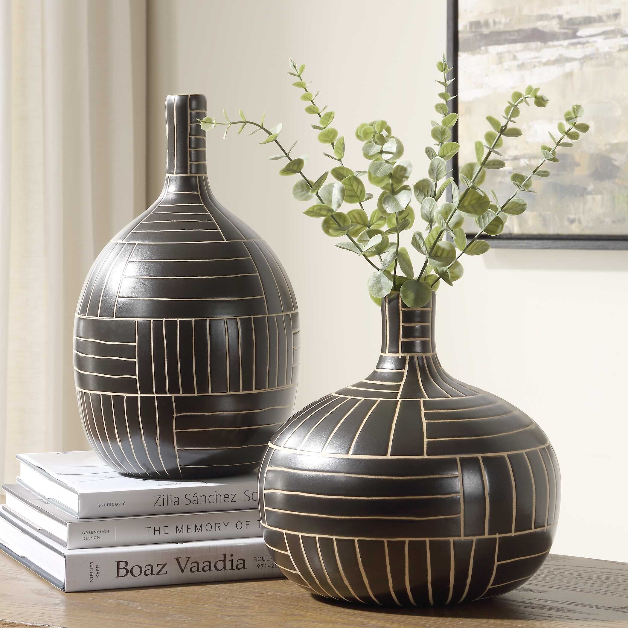 Graphite Stride Geometric Vases