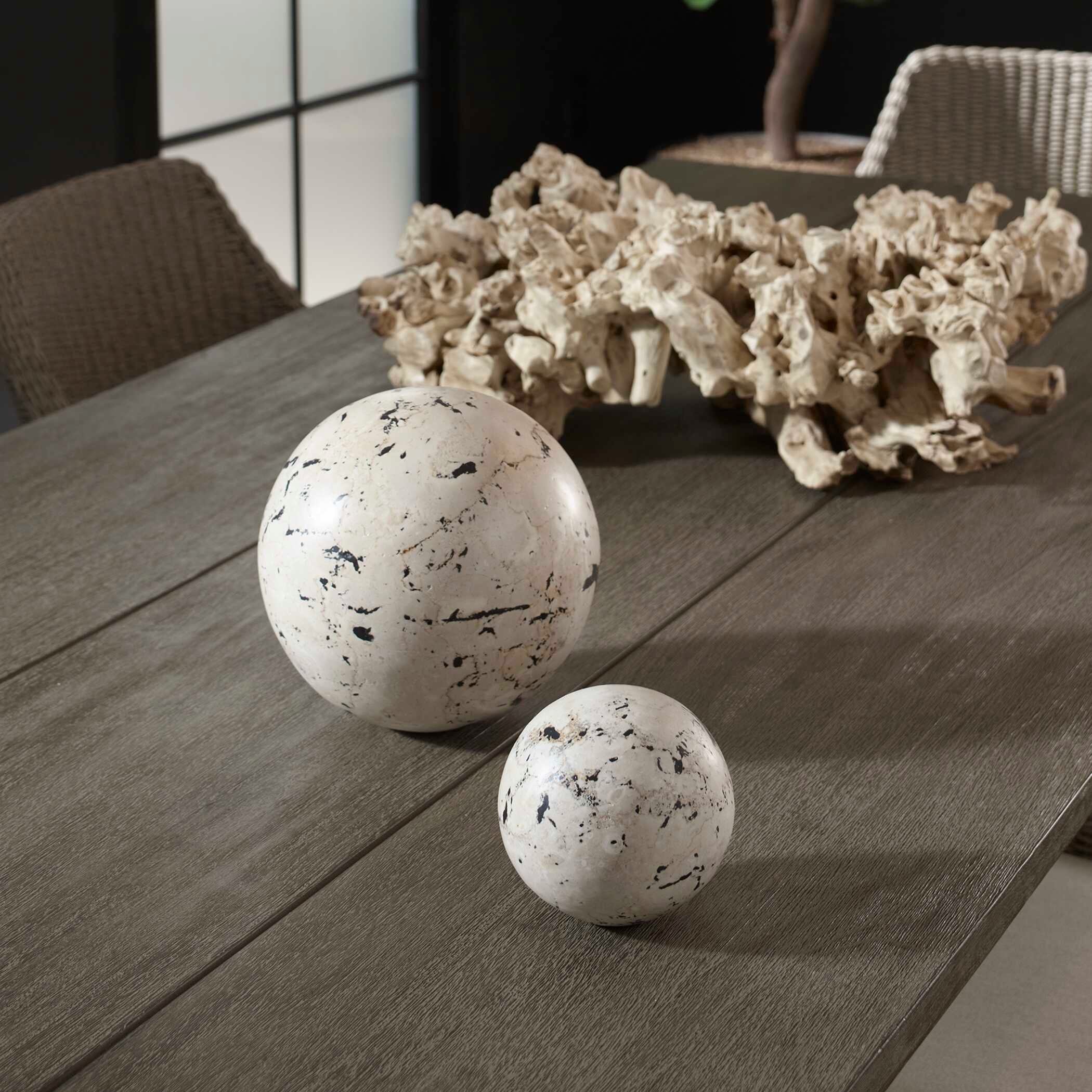 Nouveau Indoor-Outdoor Spheres
