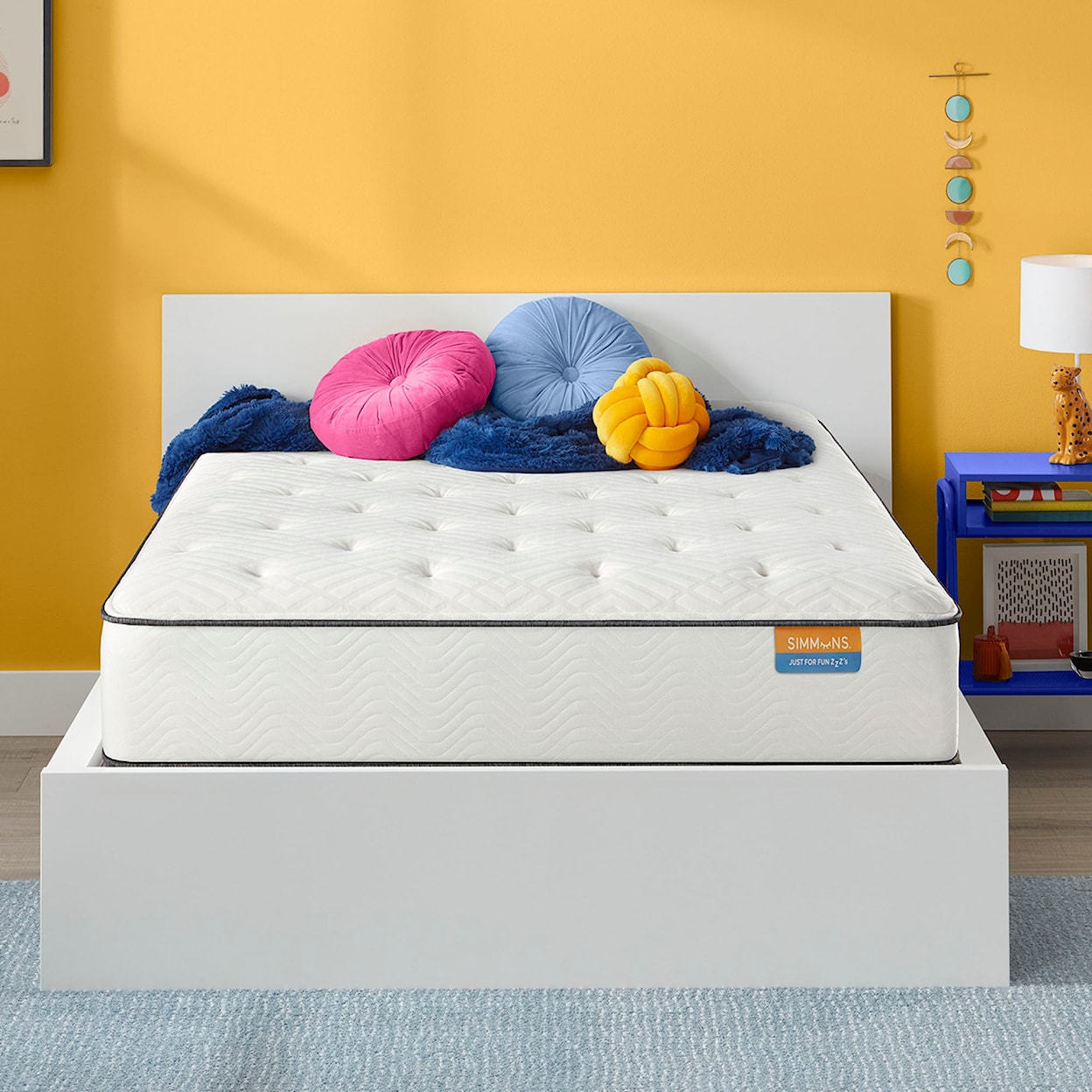 Simmons Vacay 13.75" Plush Full Mattress