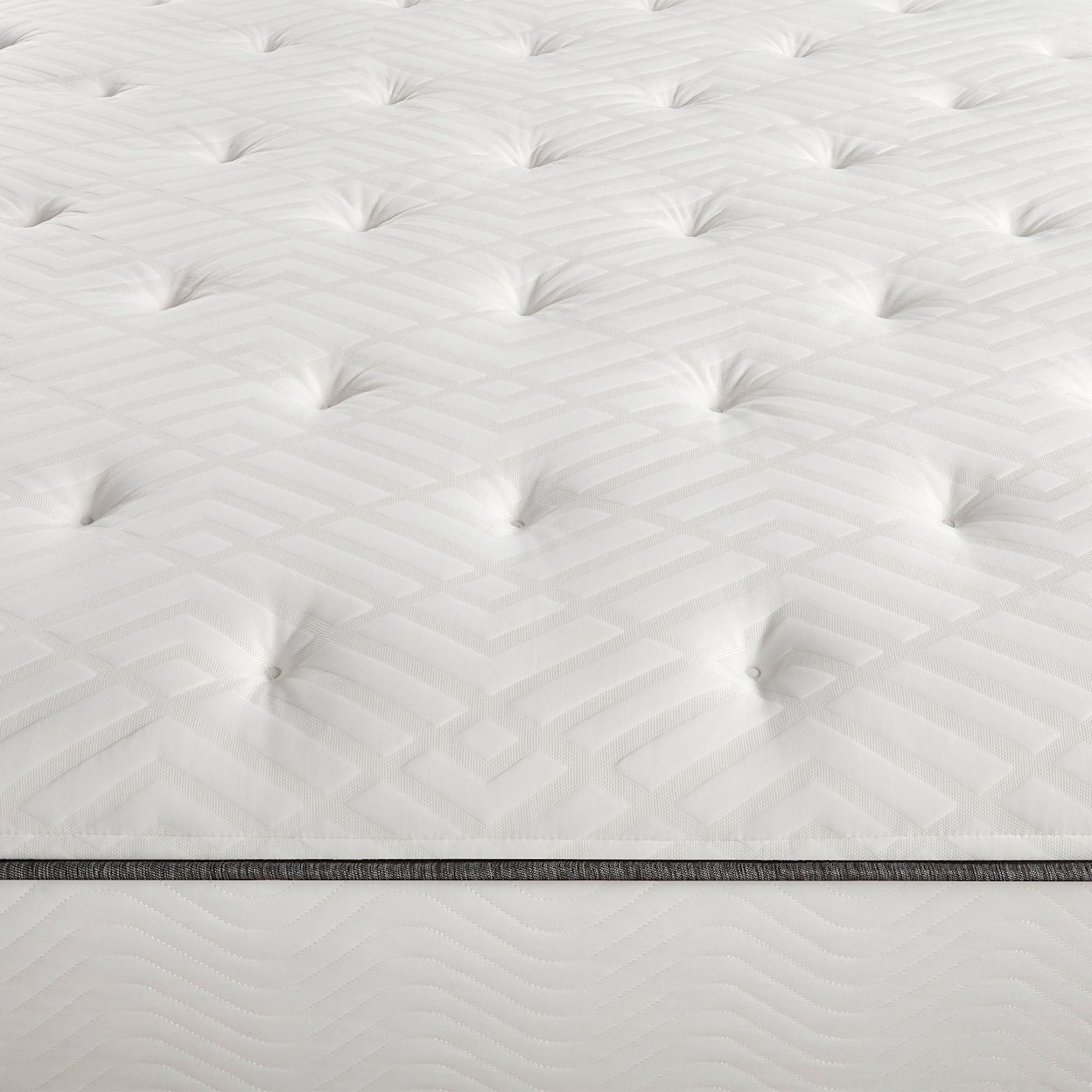 Simmons Vacay 13.5" Firm Queen Mattress