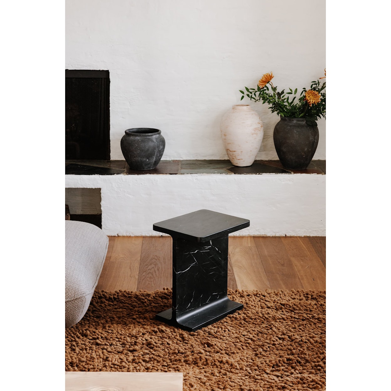 Moe's Home Collection Tullia Accent Table