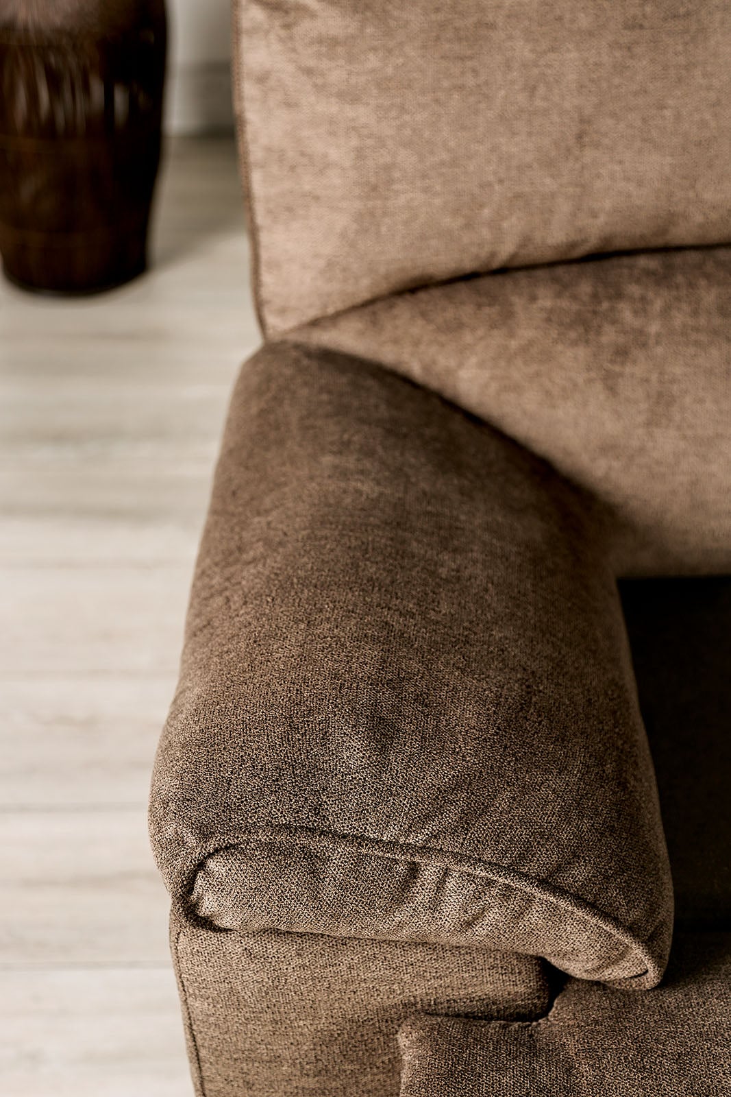 Furniture of America Cerelia Power Sectional