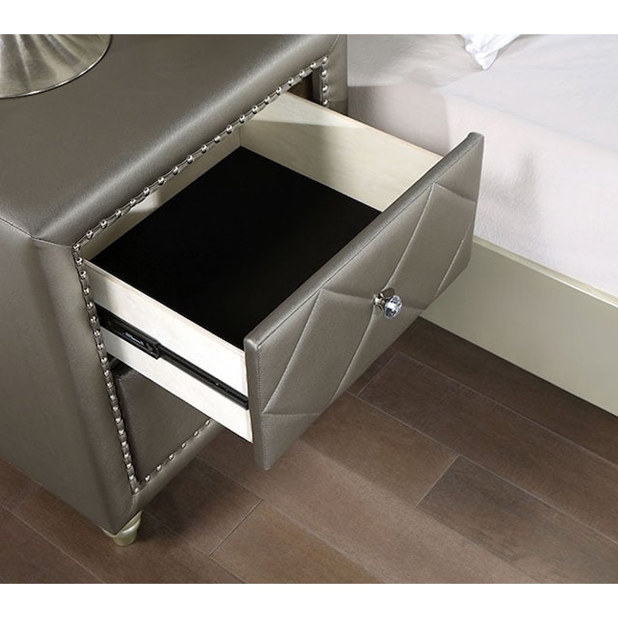 Furniture of America - FOA Xandria 2-Drawer Nightstand with Diamond Tufting