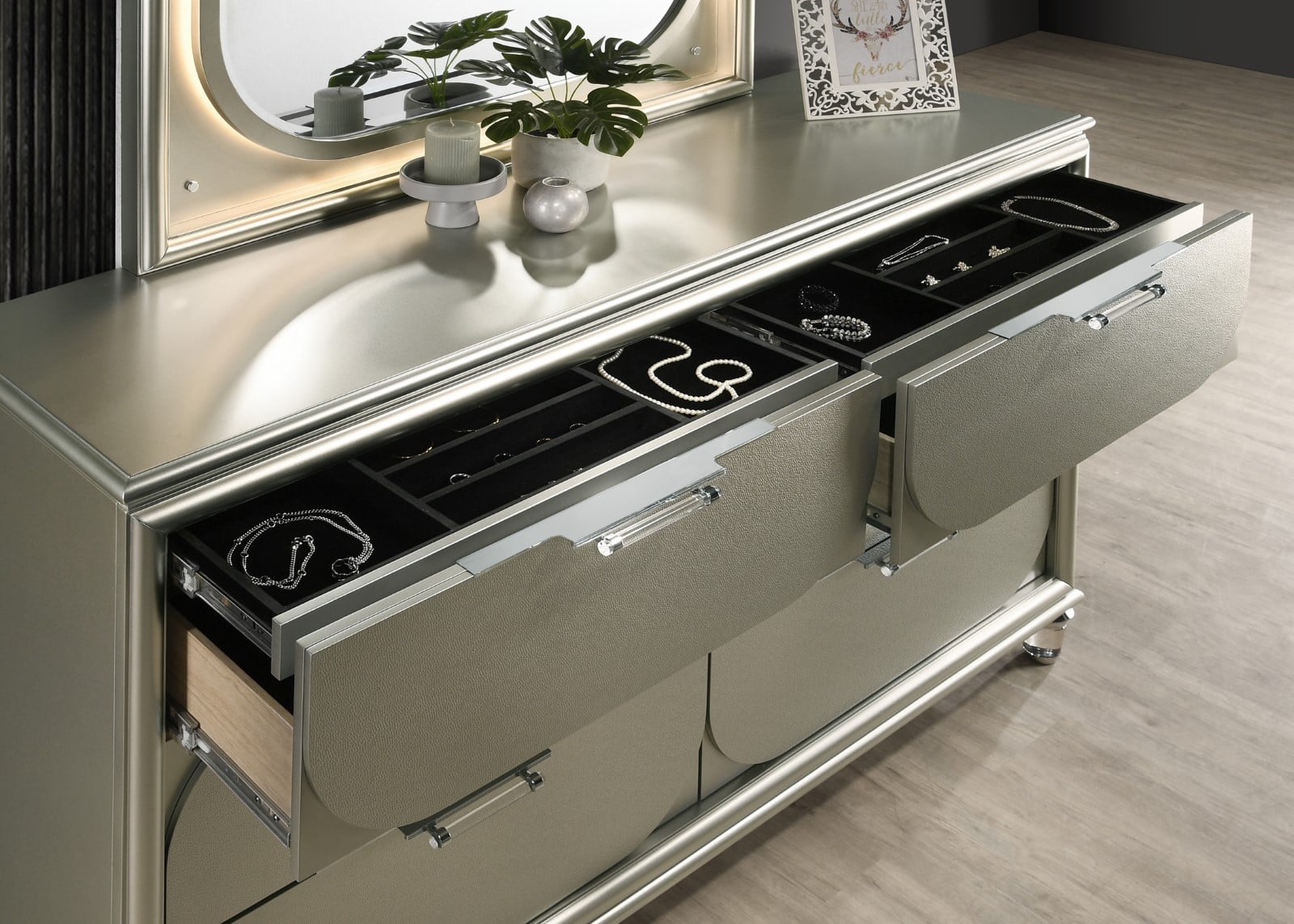 4-Piece Queen Bedroom Set