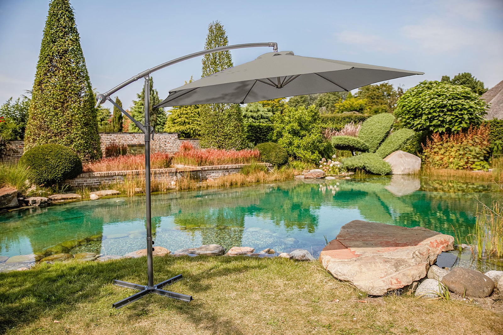 Furniture of America Glam Cantilever Umbrella
