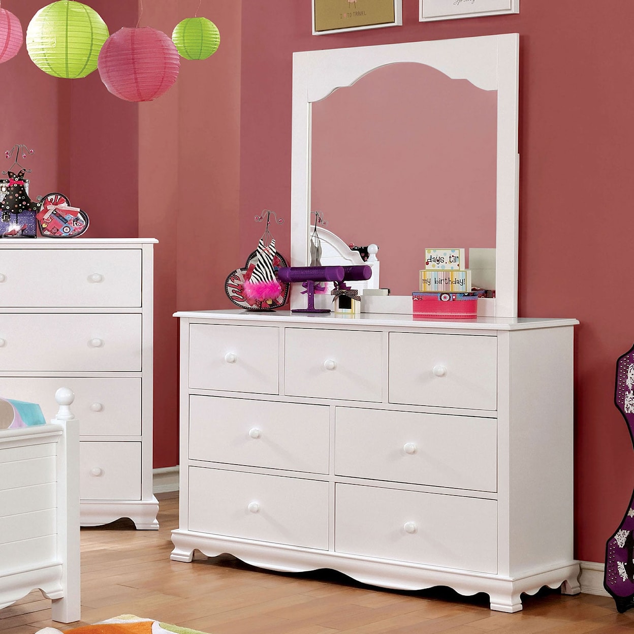 Furniture of America Dani Dresser