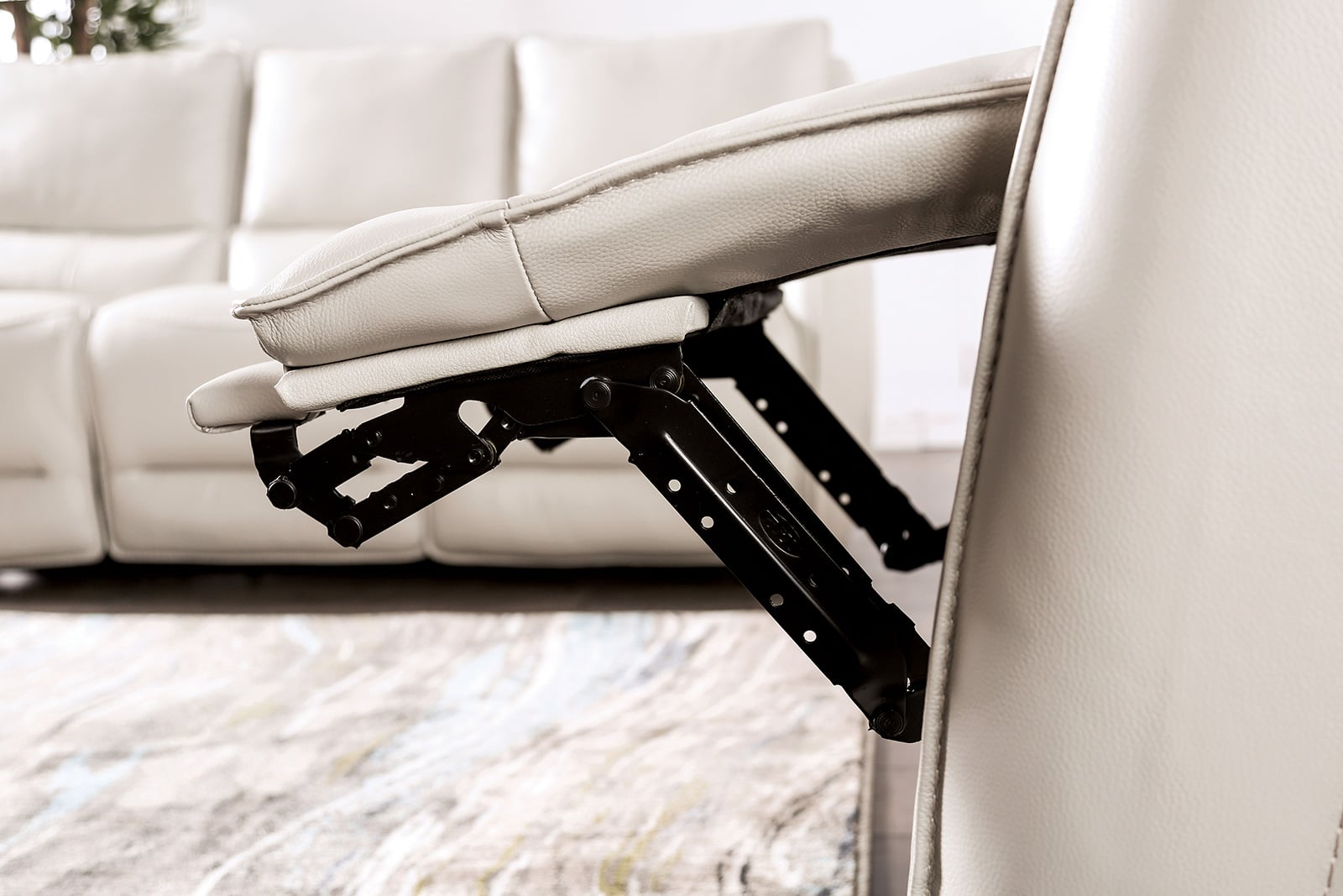 Zero Gravity Power Recliner