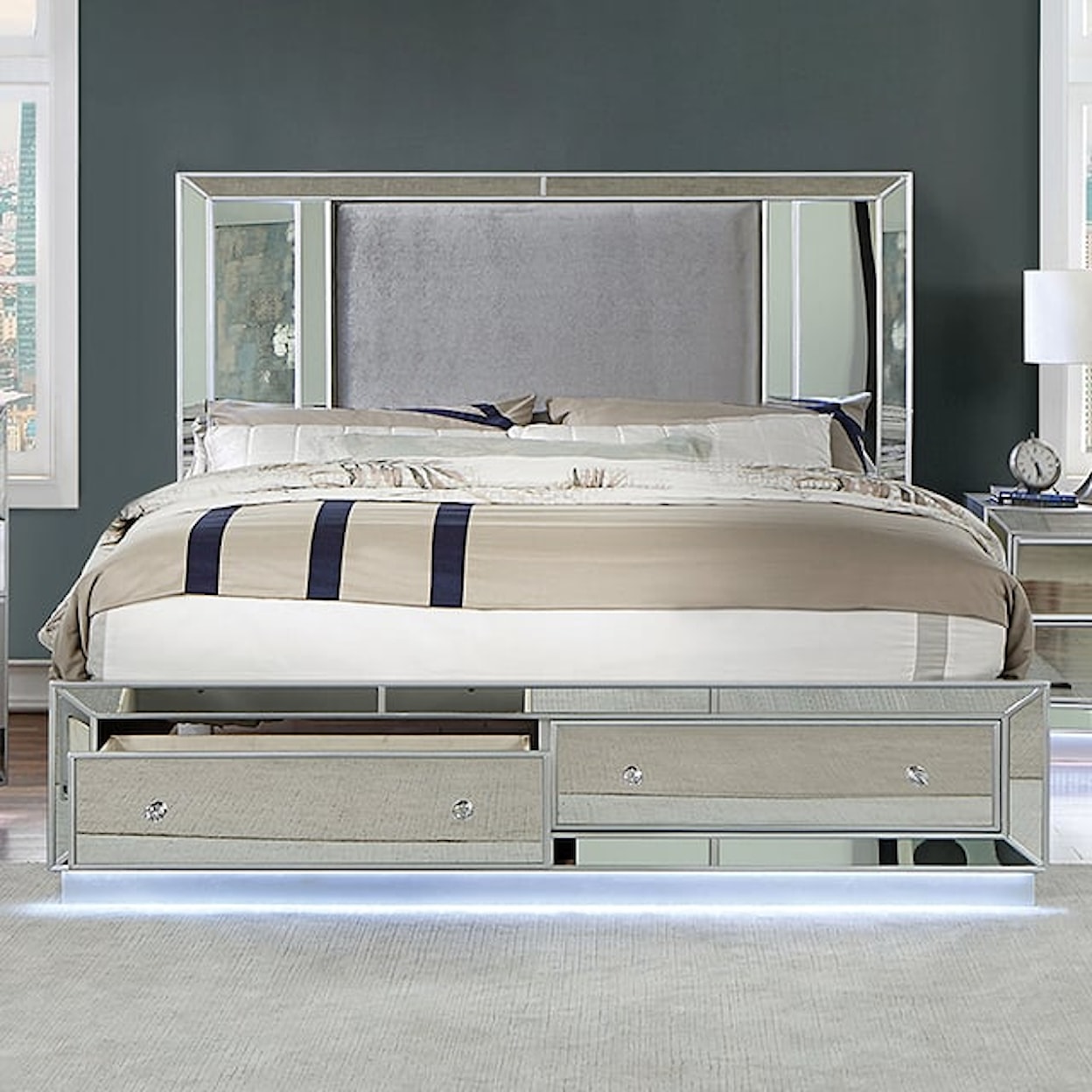 Furniture of America Belladonna Queen Panel Bed