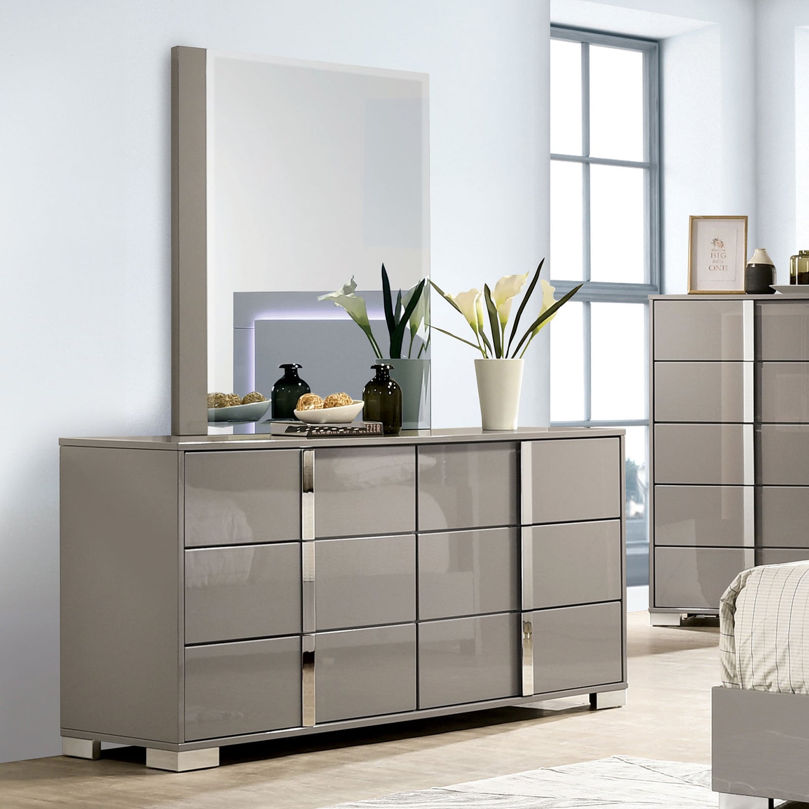 4-Piece Queen Bedroom Set