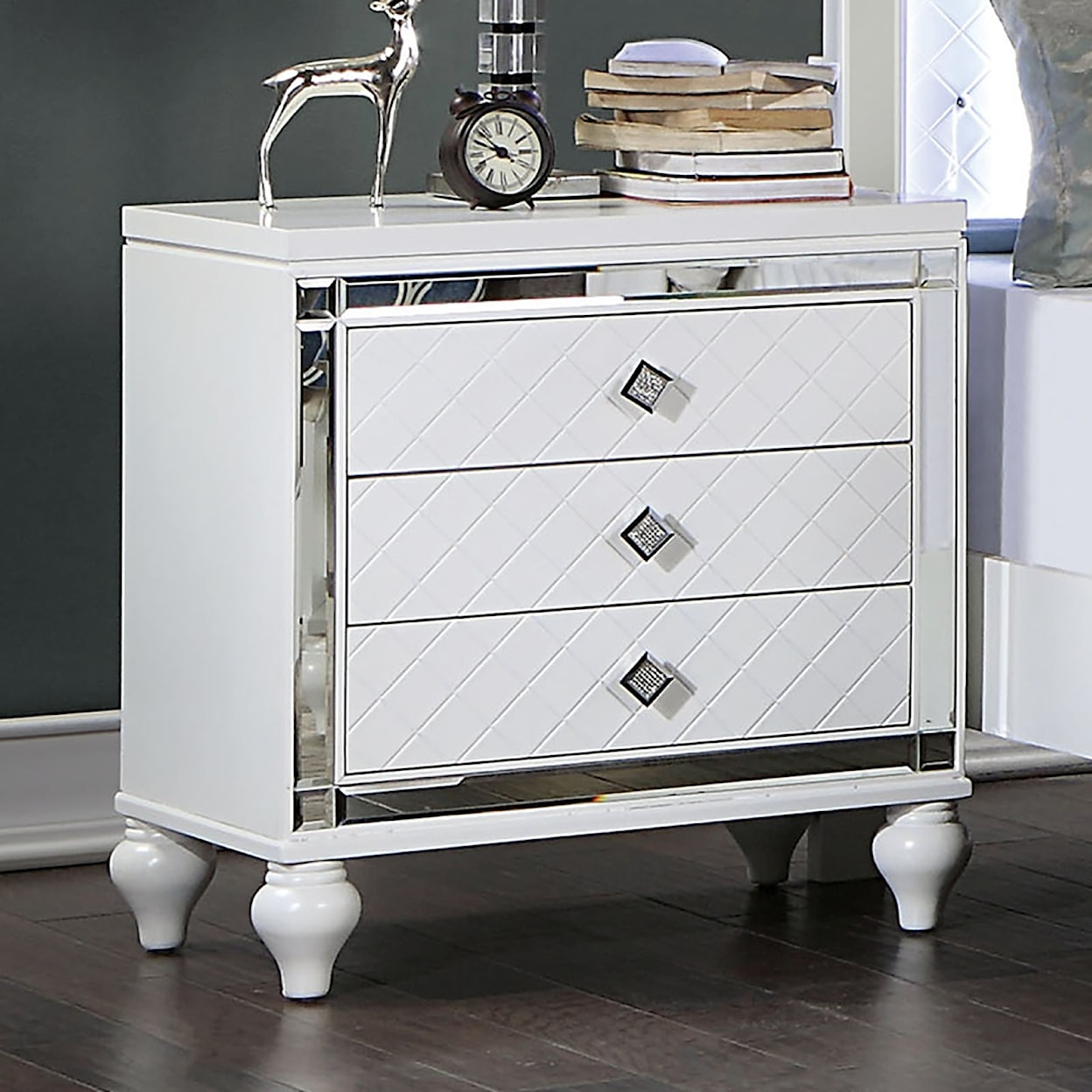 Furniture of America CALANDRIA 3-Drawer Nightstand, White