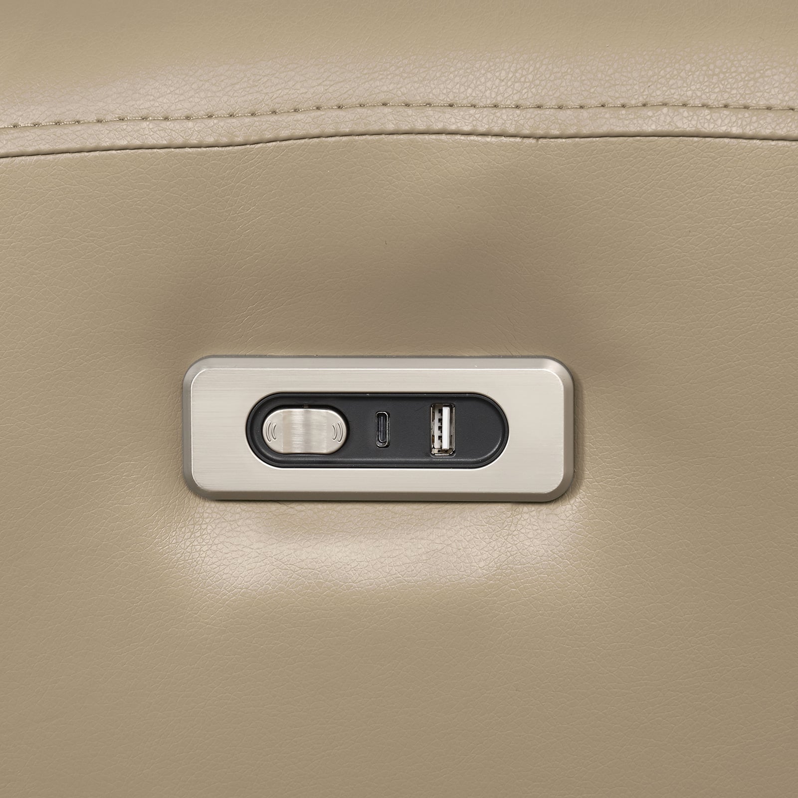 Power Reclining Sofa with USB-A and USB-C