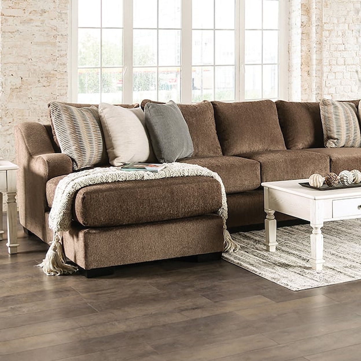 Furniture of America Farringdon U-Shaped Sectional