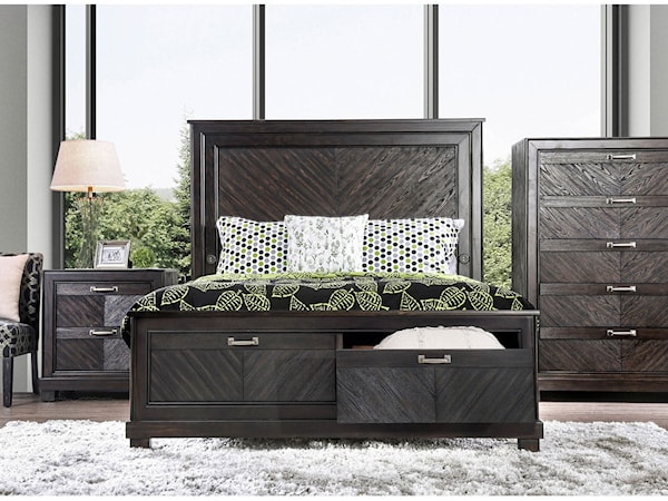 5 Pc. Queen Bedroom Set w/ Chest