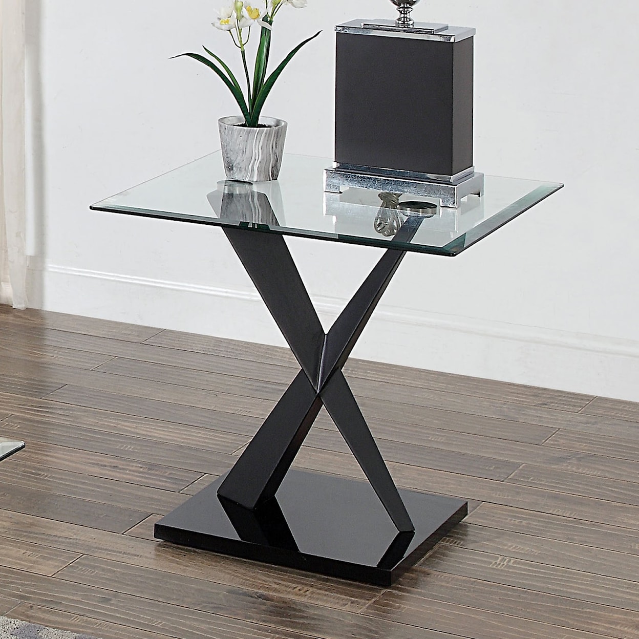 Furniture of America XANTHUS End Table with Black Steel Base