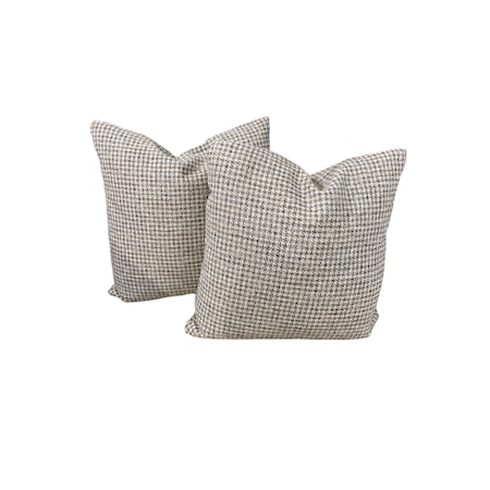 #12 Pair of 18" Pillows